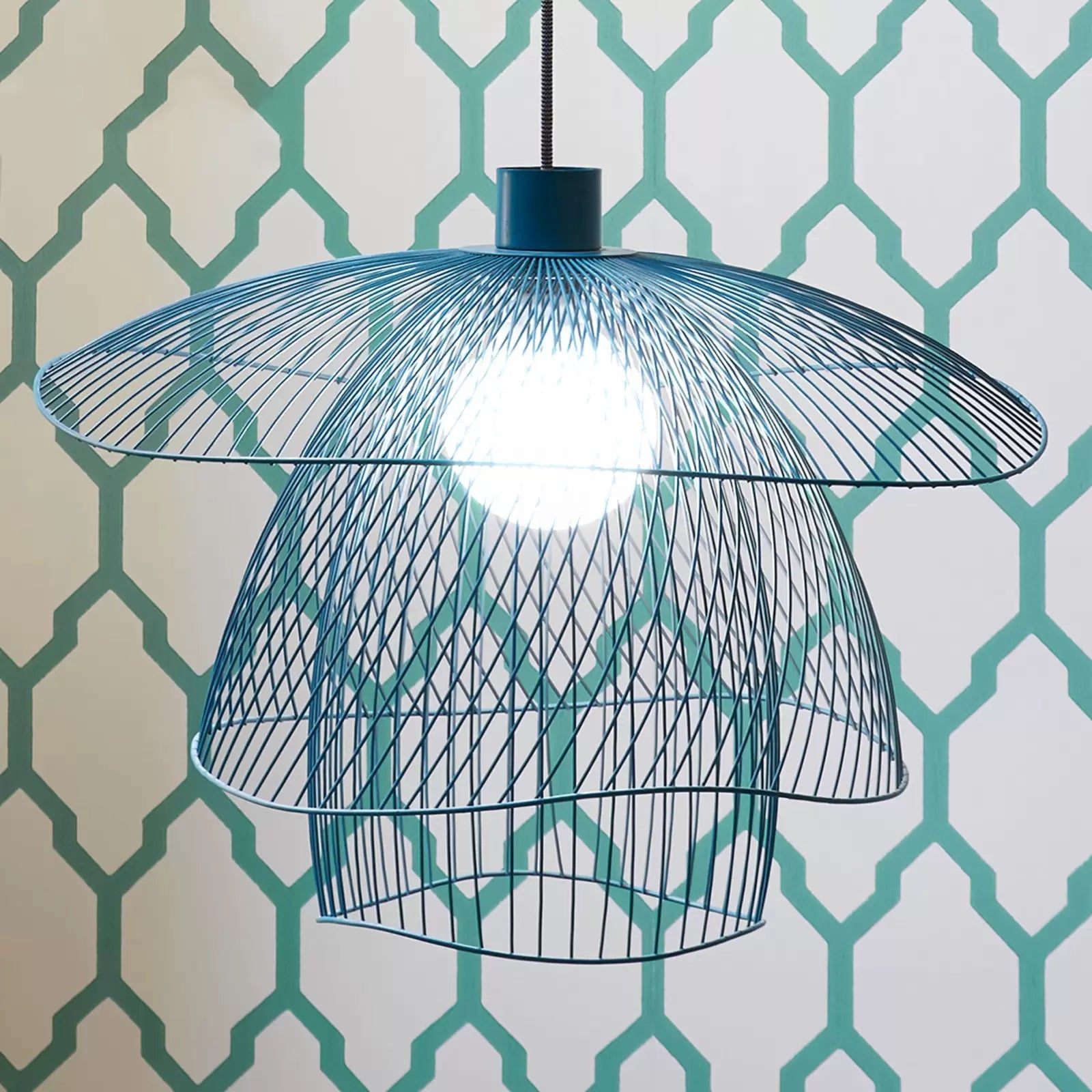 Blue papillon hanging lamp