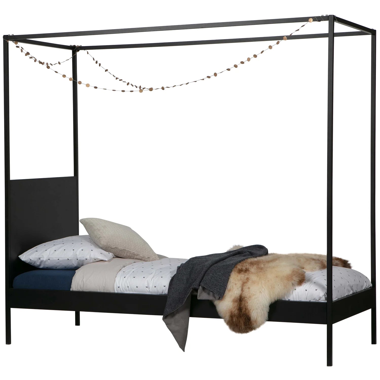 Bed with a canopy black dani