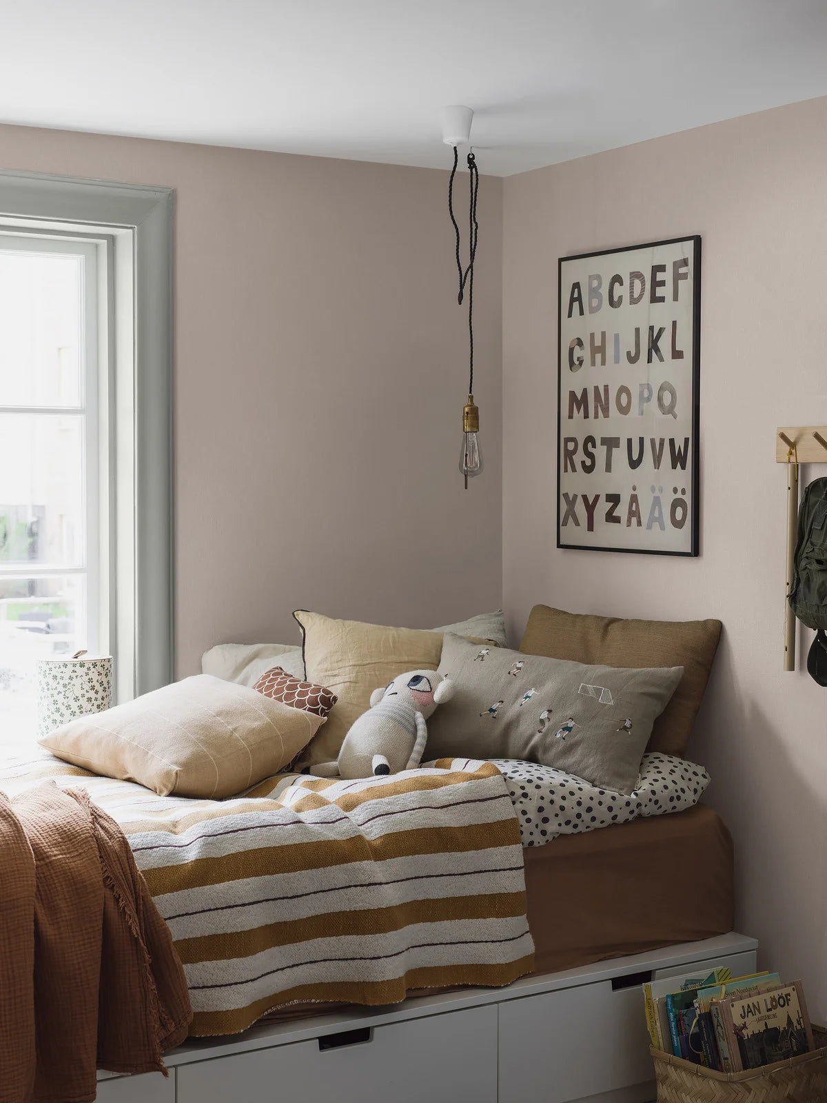 Structural wallpaper resembling linen LINEN - SOFT BLUSH light pink