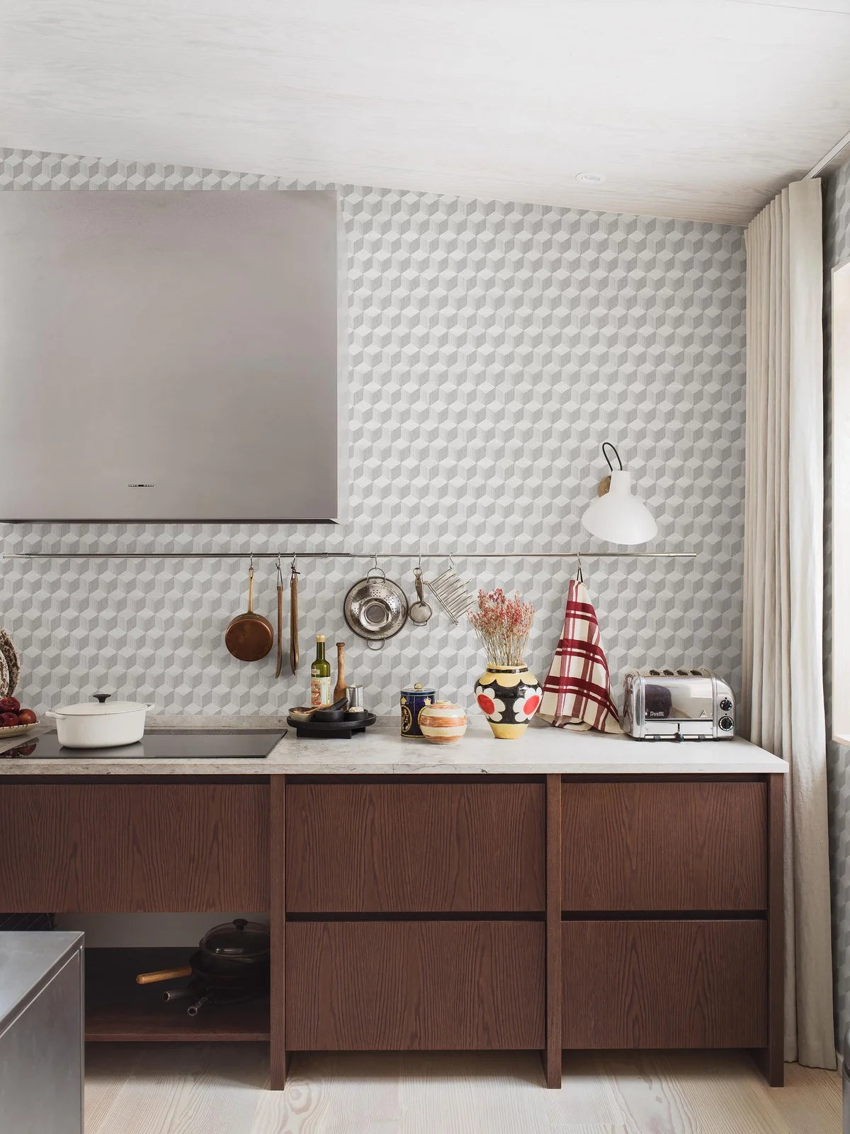 Non-woven paper wallpaper with geometric pattern CUBE gray