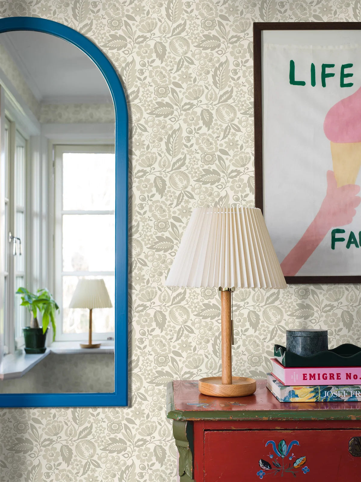 Tapete mit pflanzlichem Blumenmotiv ELISE beige