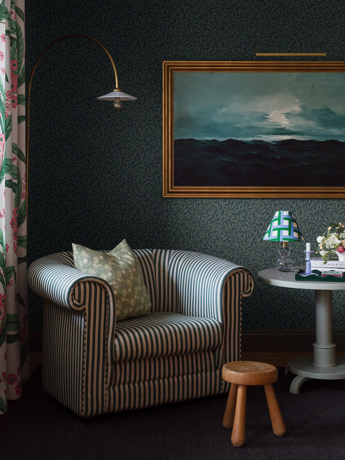 Tapete mit Pflanzenmotiv in Blättern VINTERGRONA blau mit grün