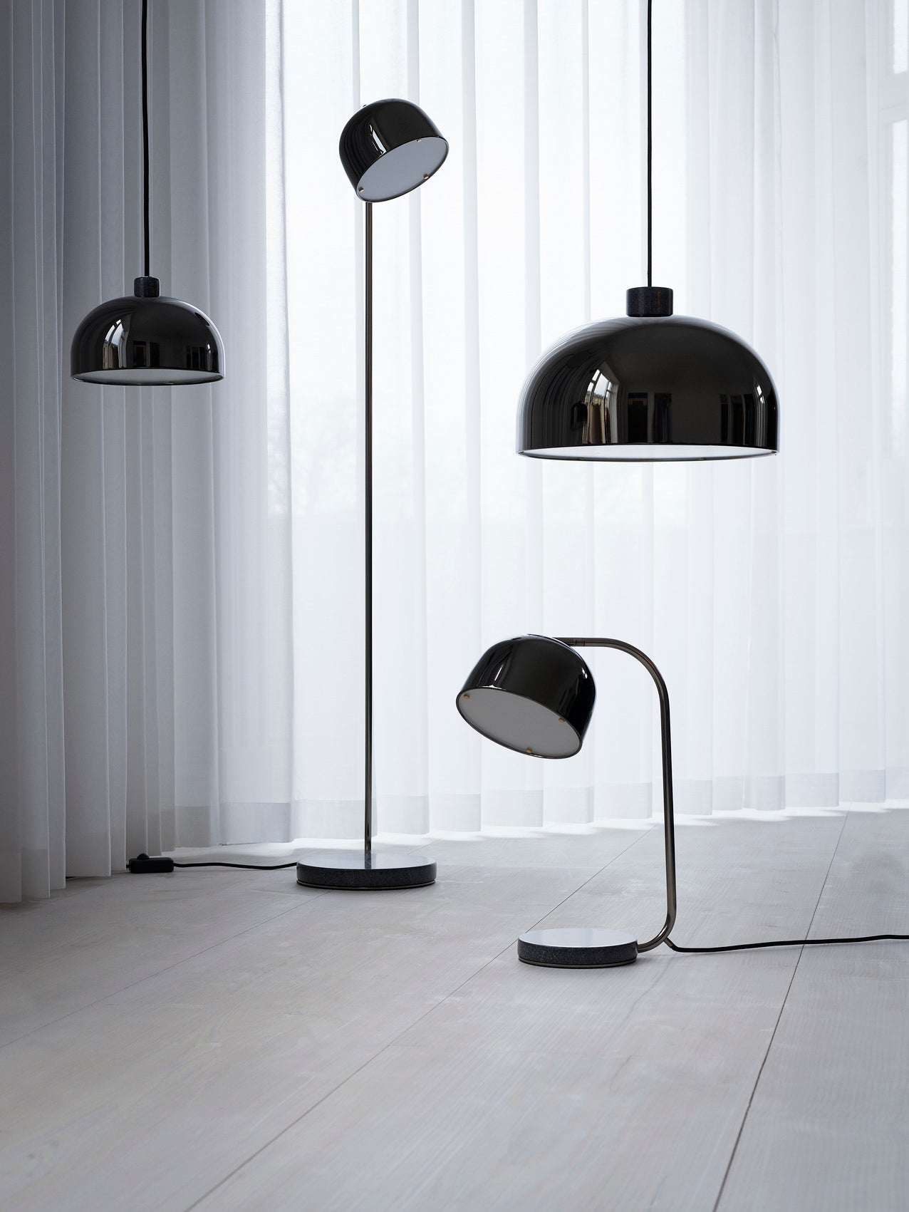 Schwarze Streckenlampe