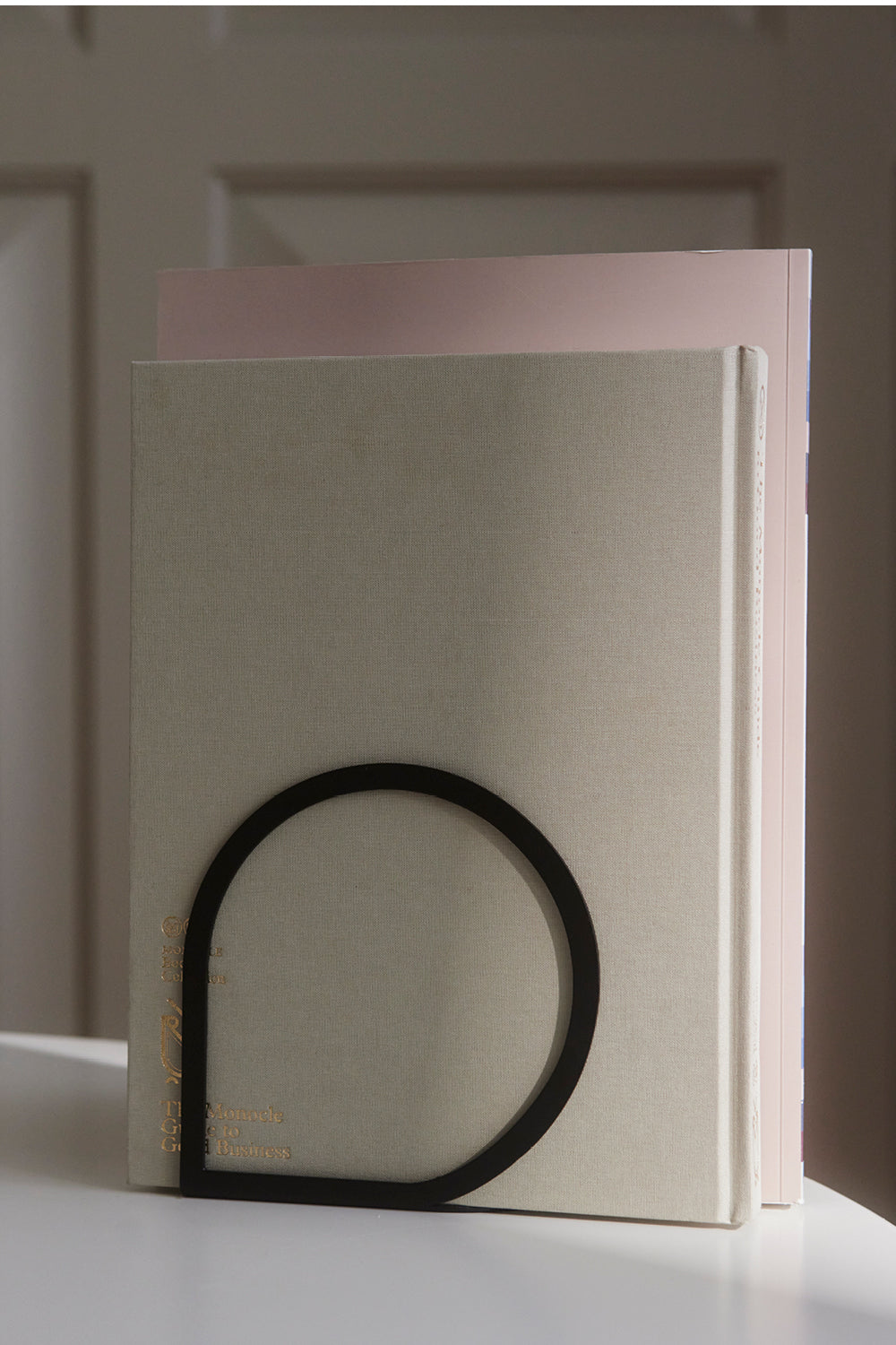 Bücherstütze STILLA schwarz