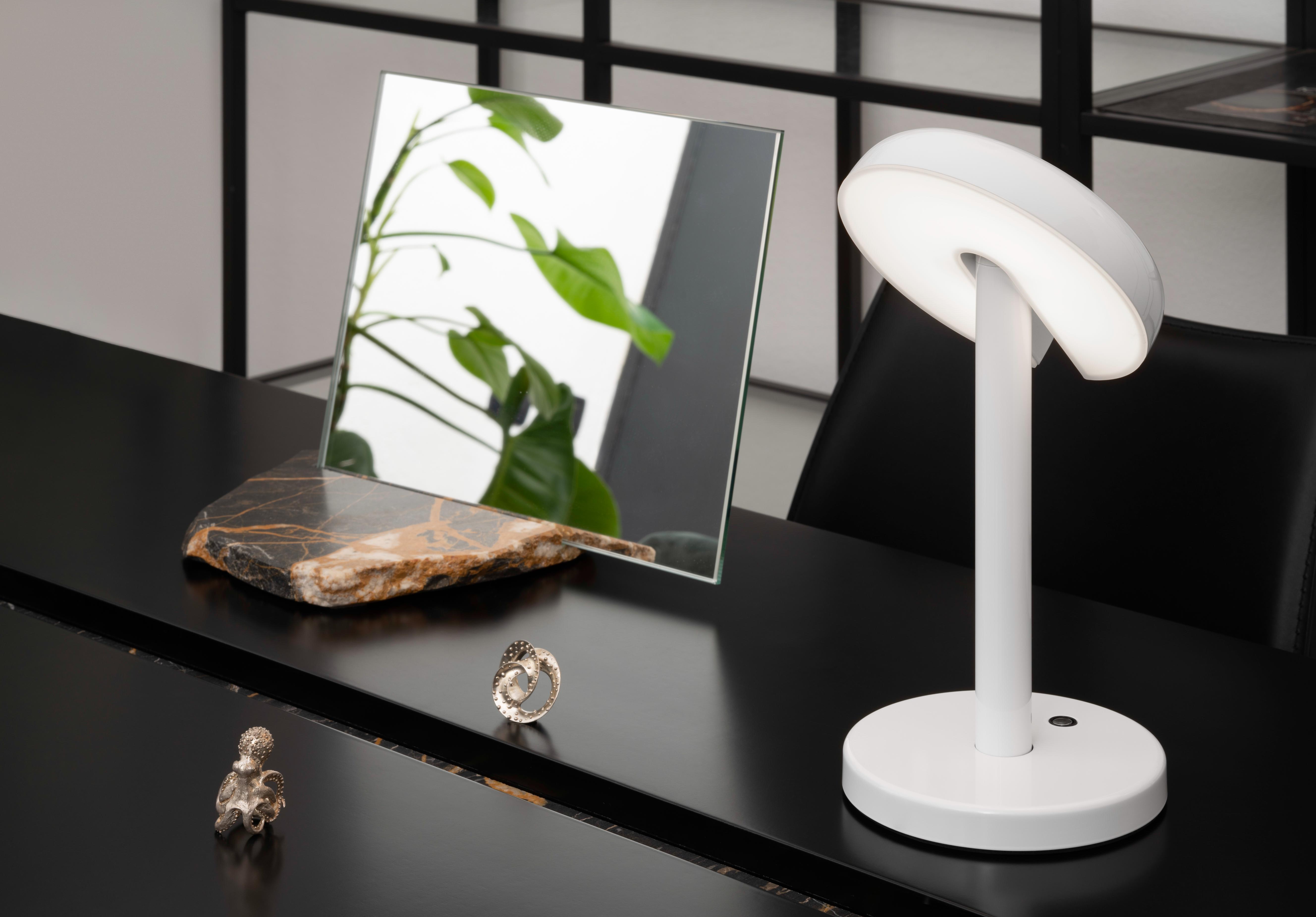 Lampa przenośna CABRIOLETTE połyskujący biały