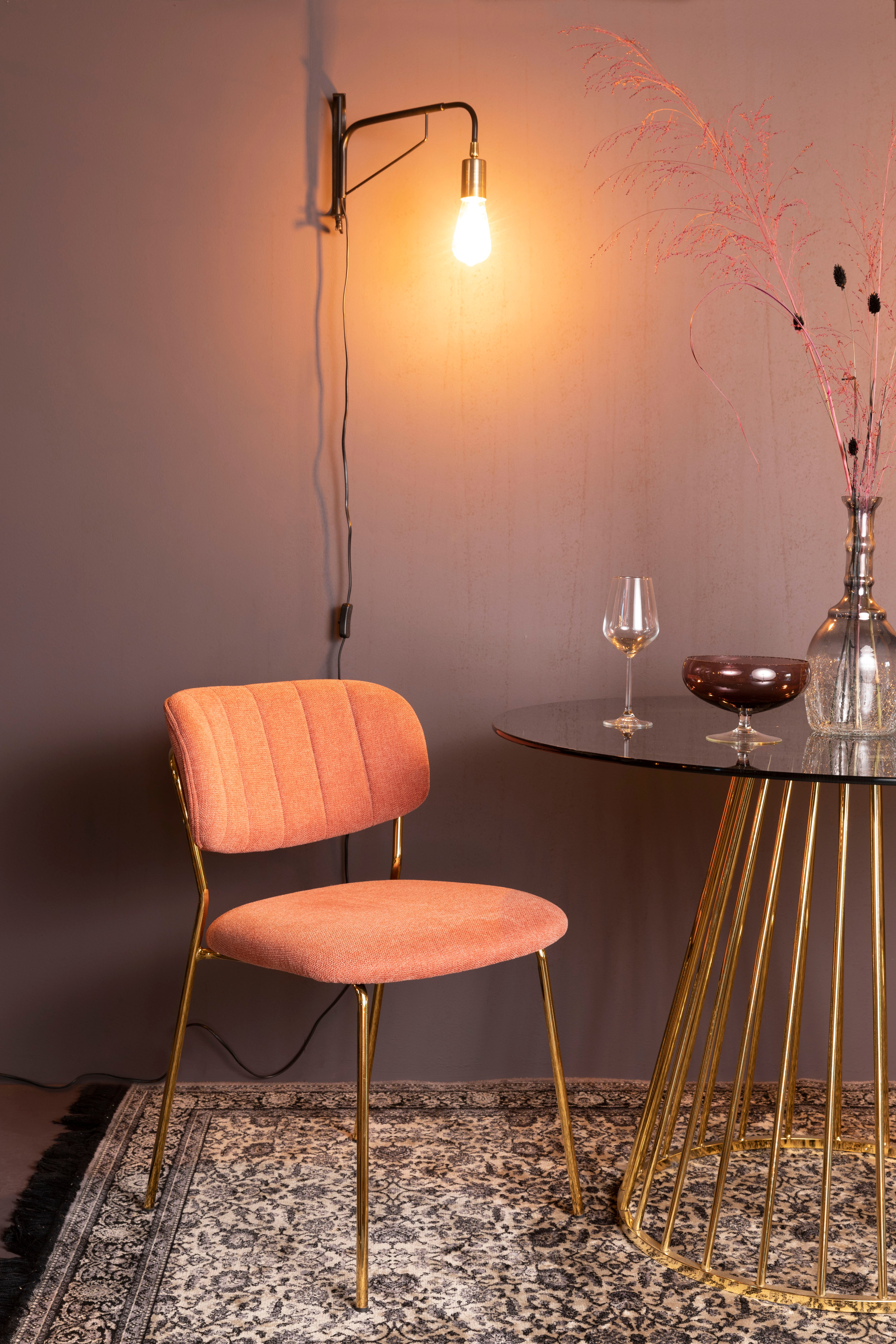 Wall lamp with arm LASSE black with gold