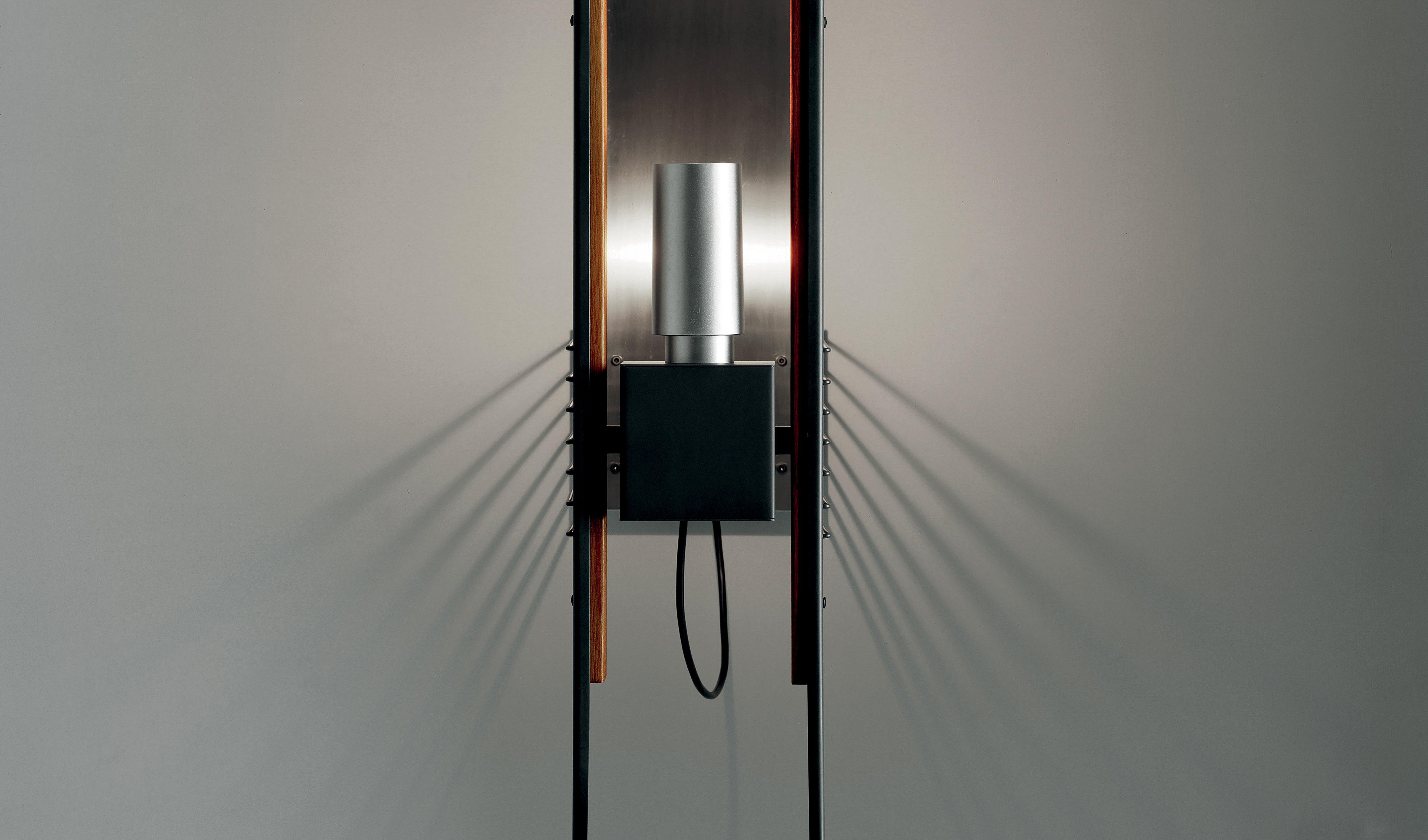 MARX Wall Lamp in Wood and Aluminum