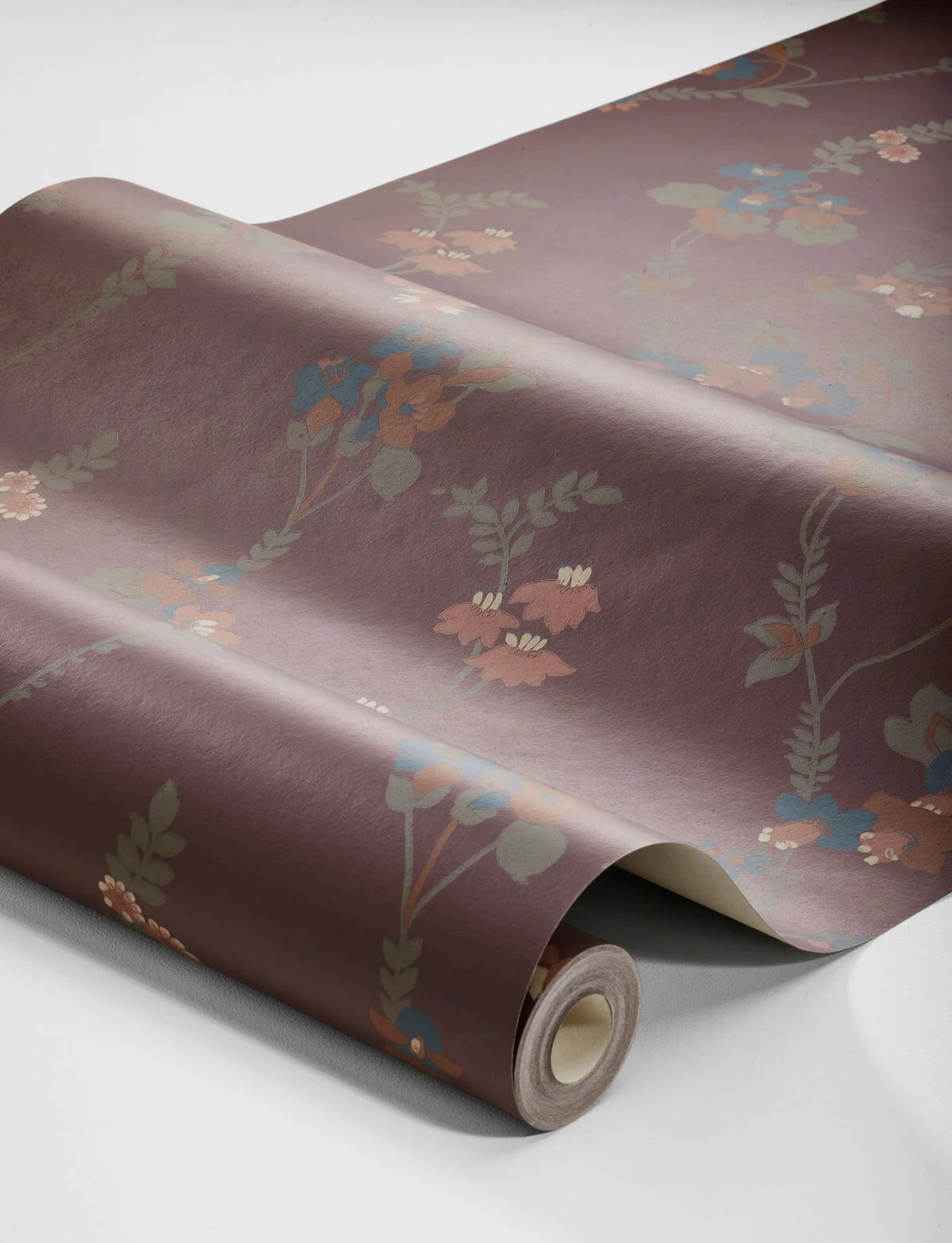 Tapete mit Pflanzenmotiv VERA in dunklem Burgunderrot mit Grün