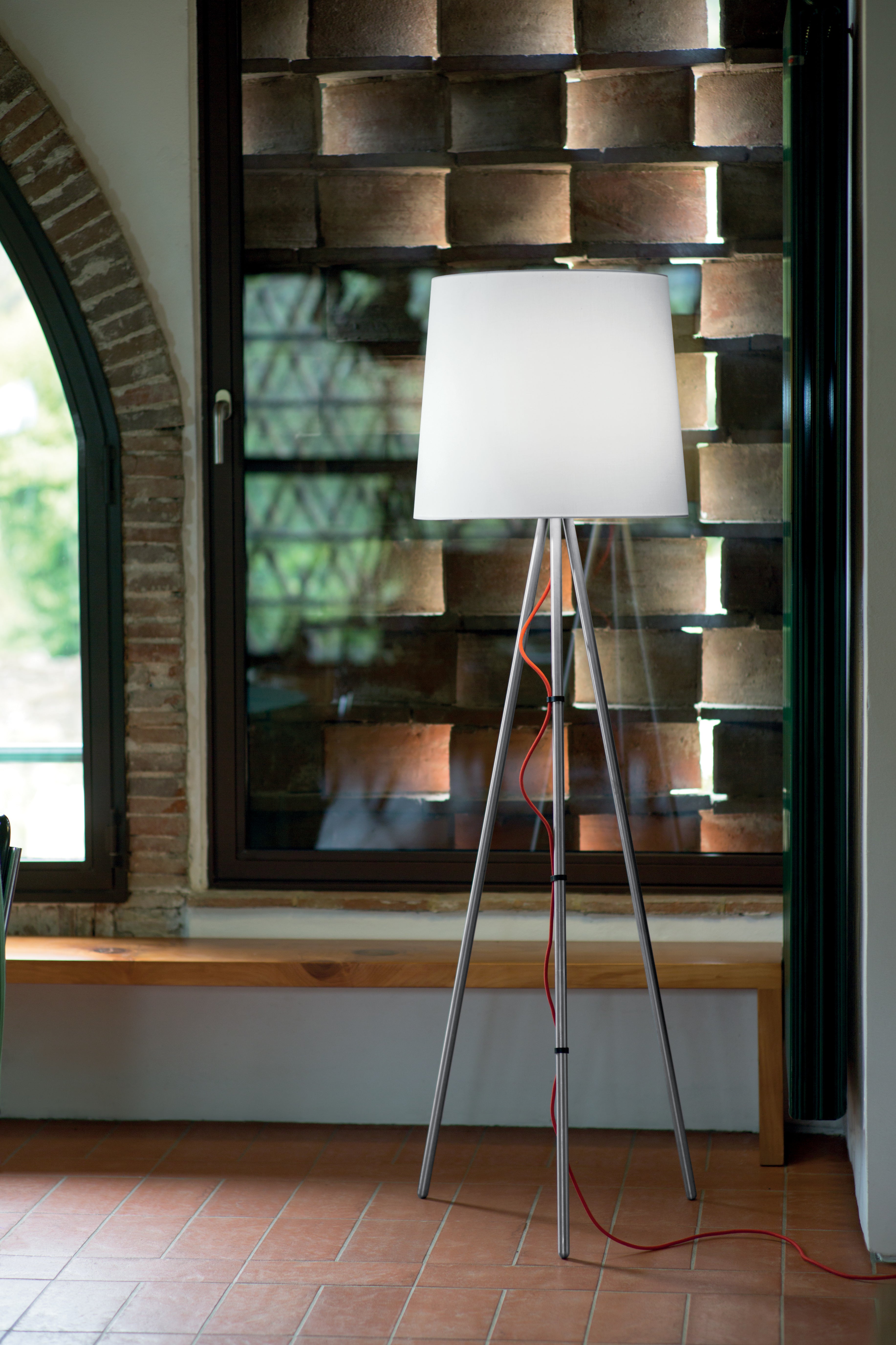 Lampa podłogowa EVA biały klosz z aluminiową podstawą