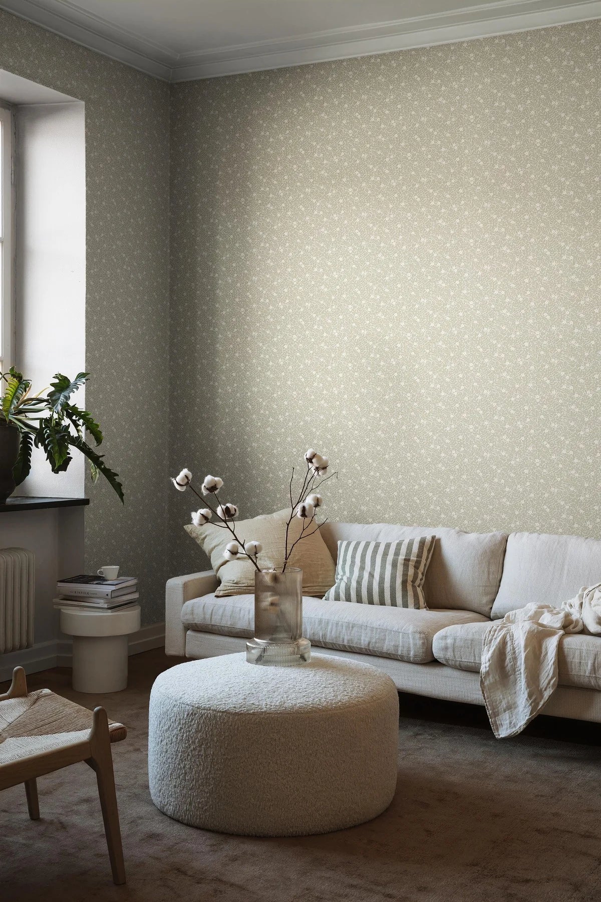 Khaki Floral and Leaf Pattern Wallpaper MYRTEN with White