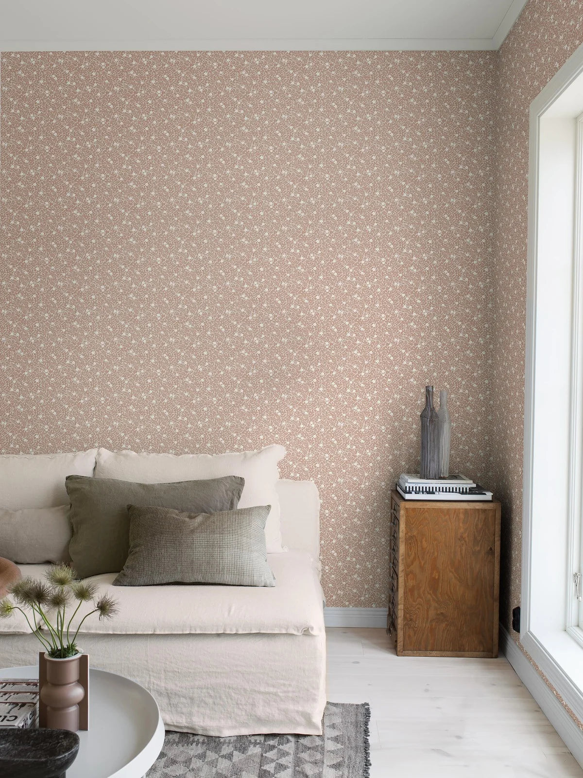 Pink and White MYRTEN Floral and Leaf Pattern Wallpaper