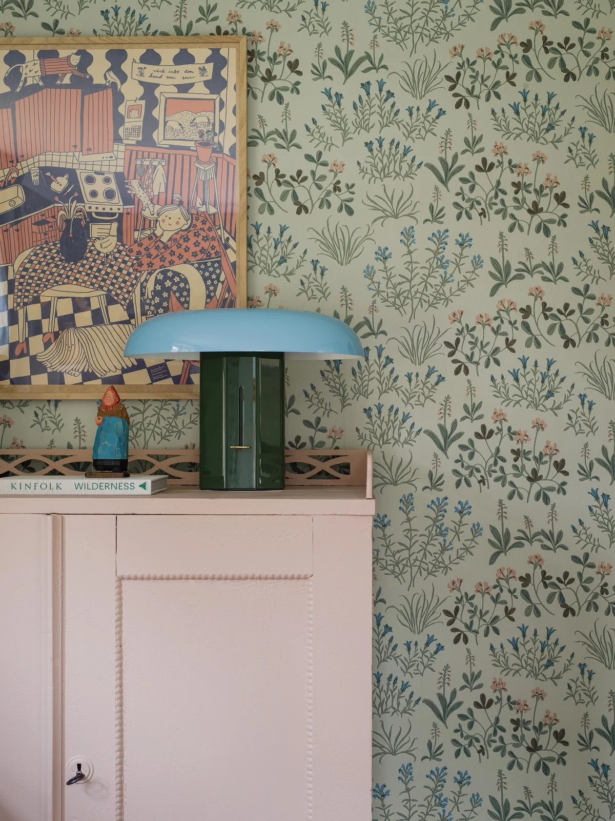 Tapete mit Pflanzenmotiv NORAS ANG, gedämpftes Grün mit Blau