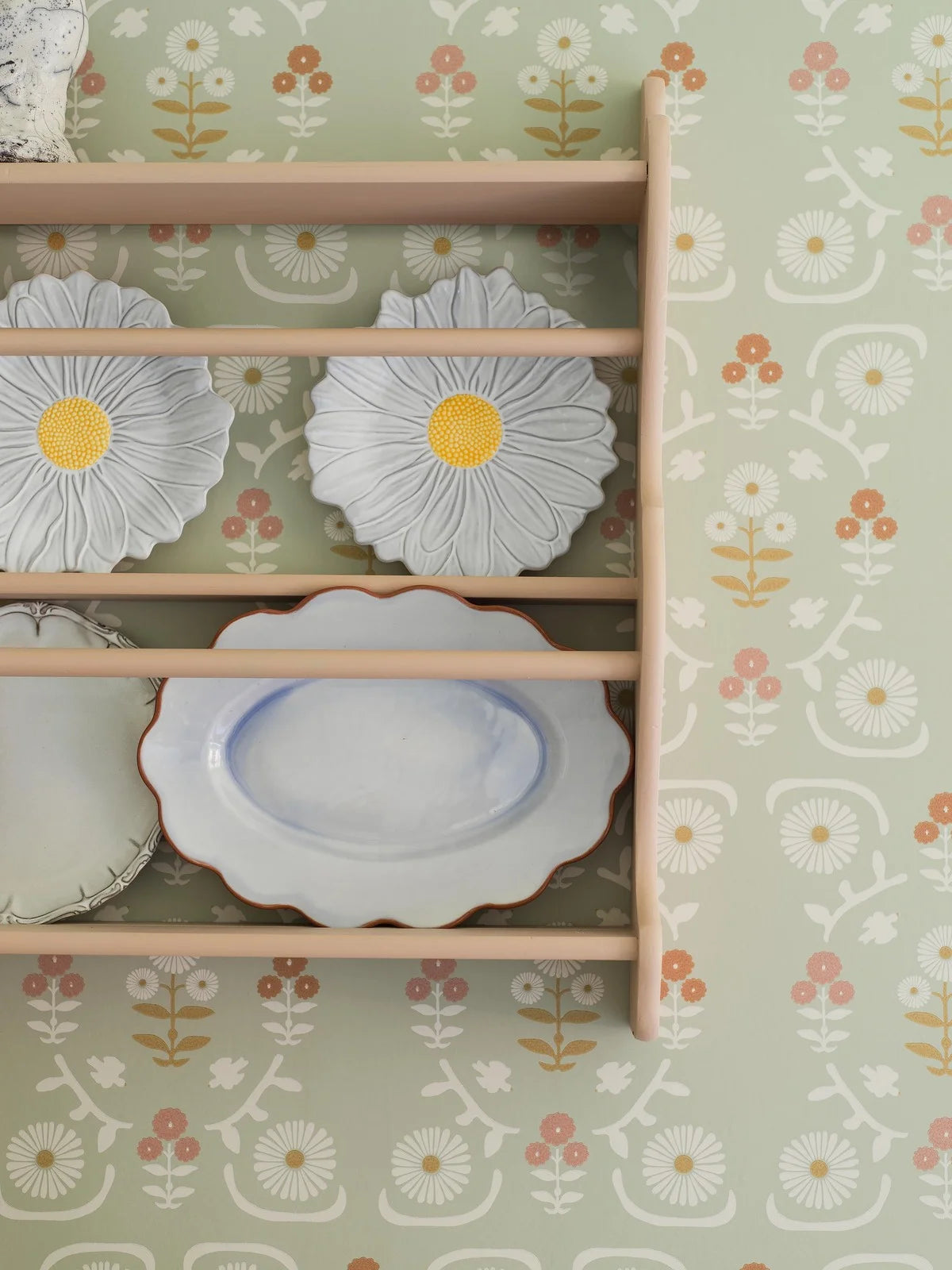 Tapete mit floralem Muster ISOLDE grün mit cremefarbenen Akzenten