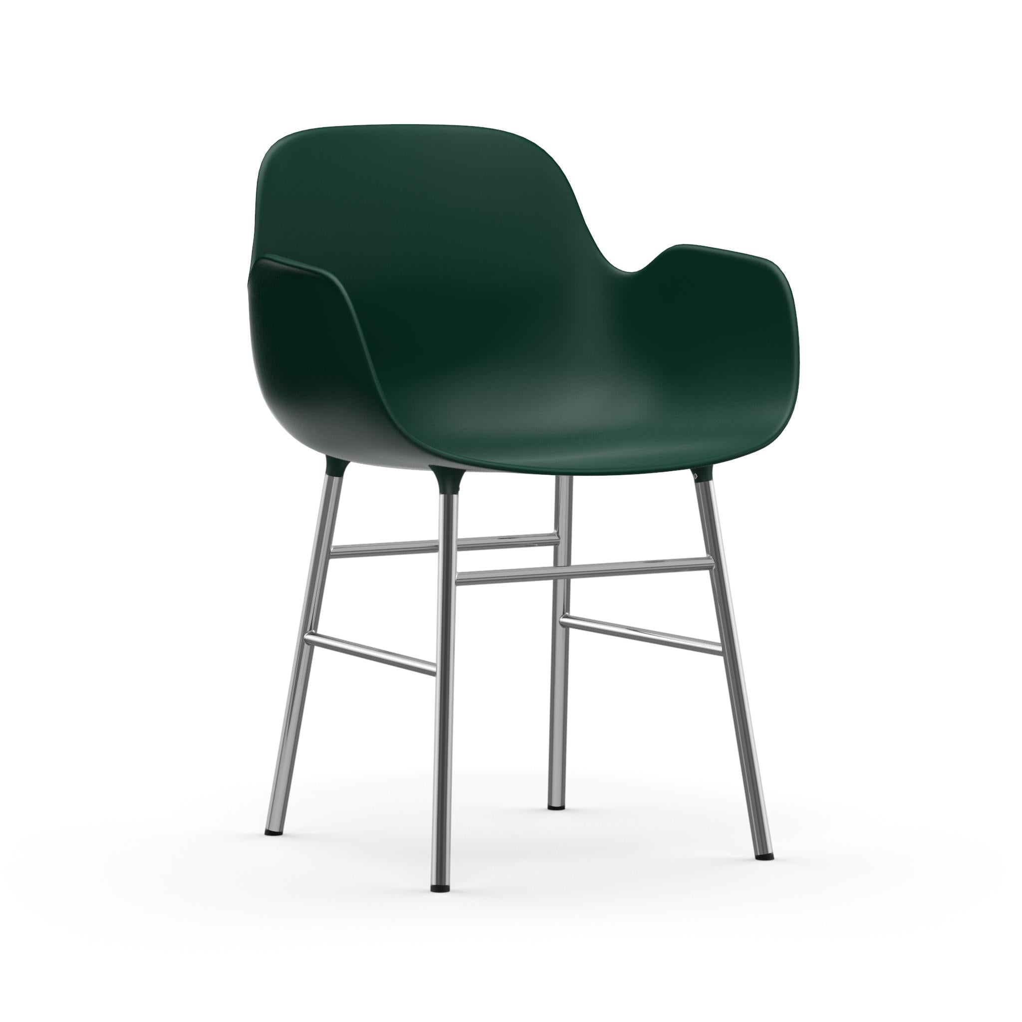 Chair with armrests of green forms with a chrome base