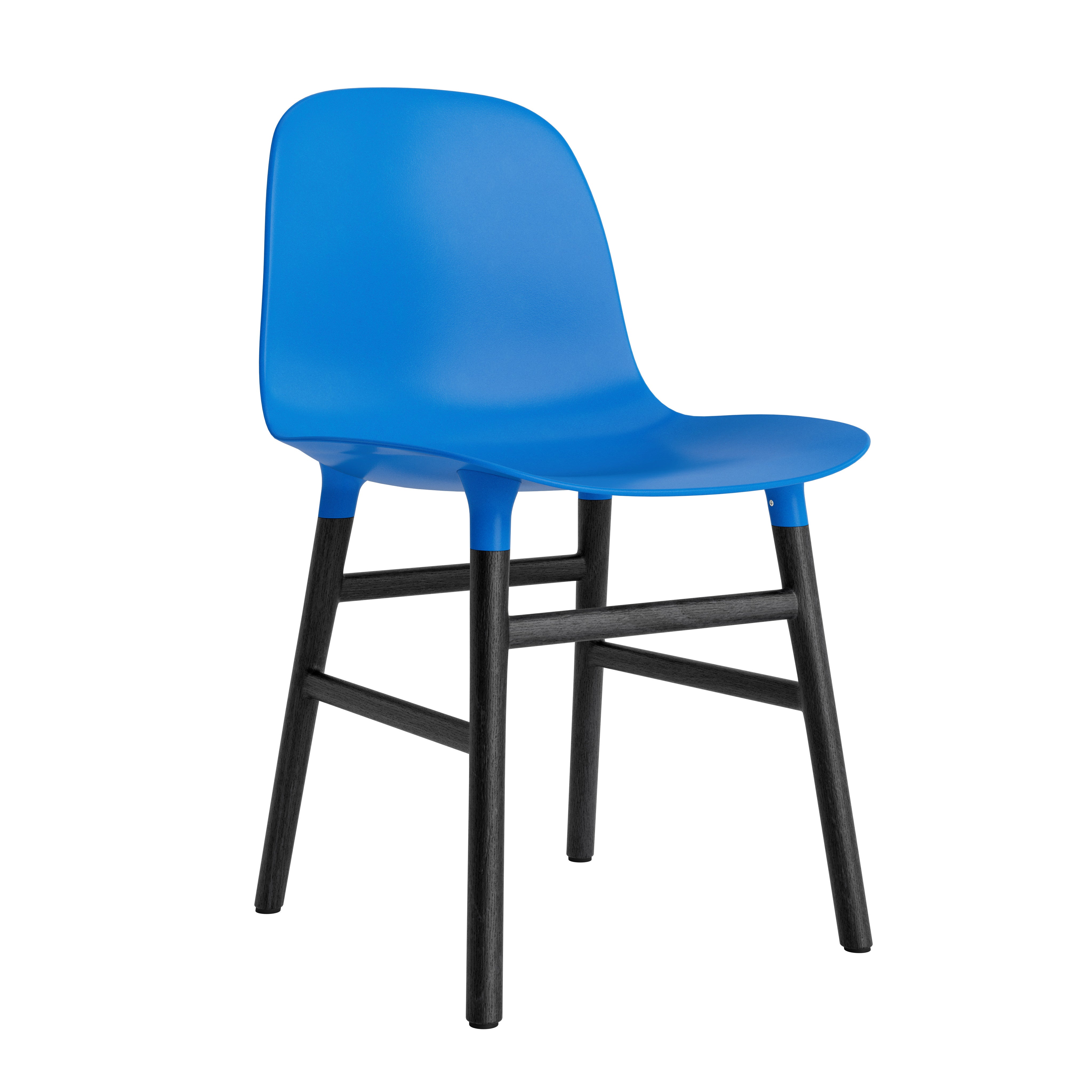 Blauer Stuhl mit einer schwarzen Eichenbasis