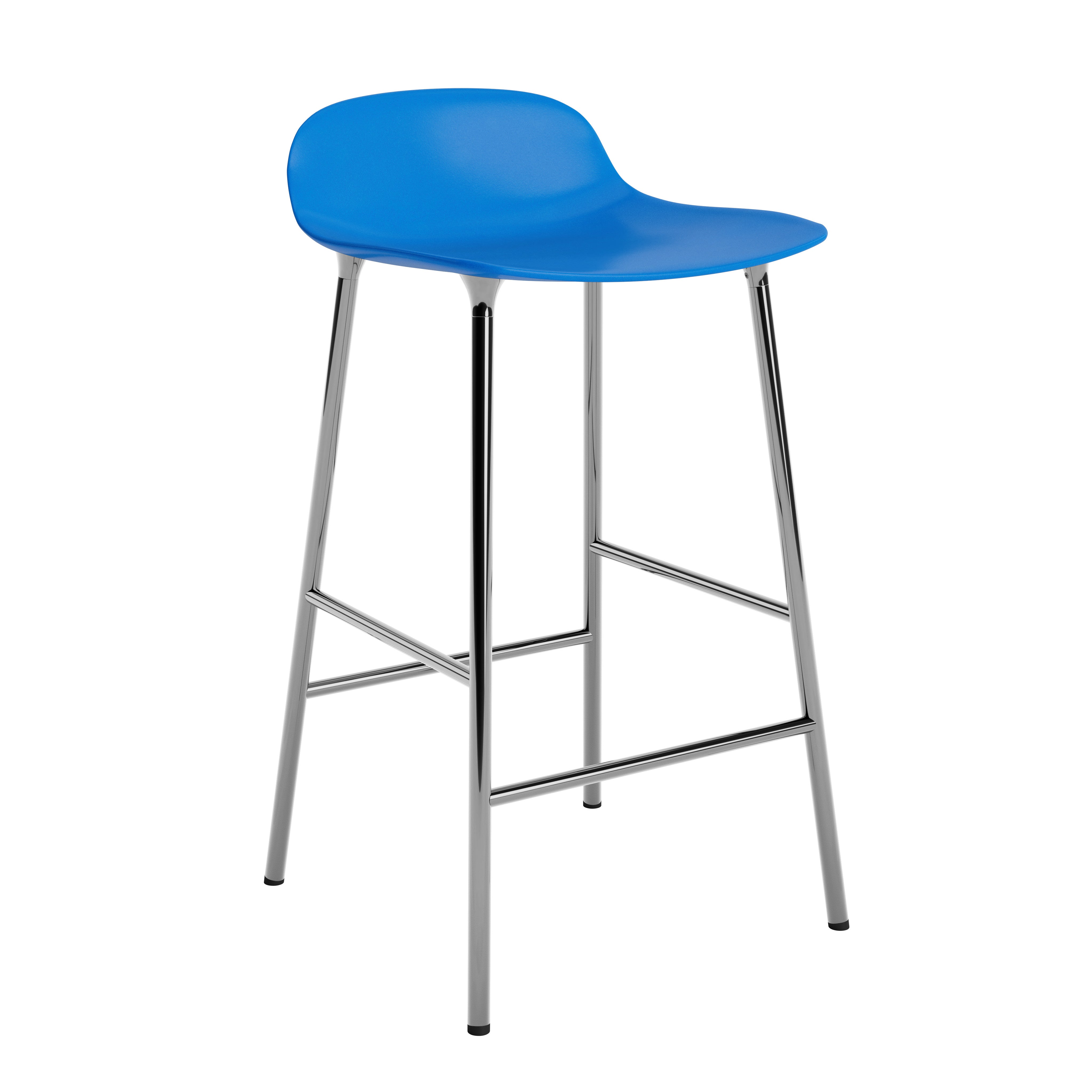 Blue Hocker -Form mit einer Chrombasis