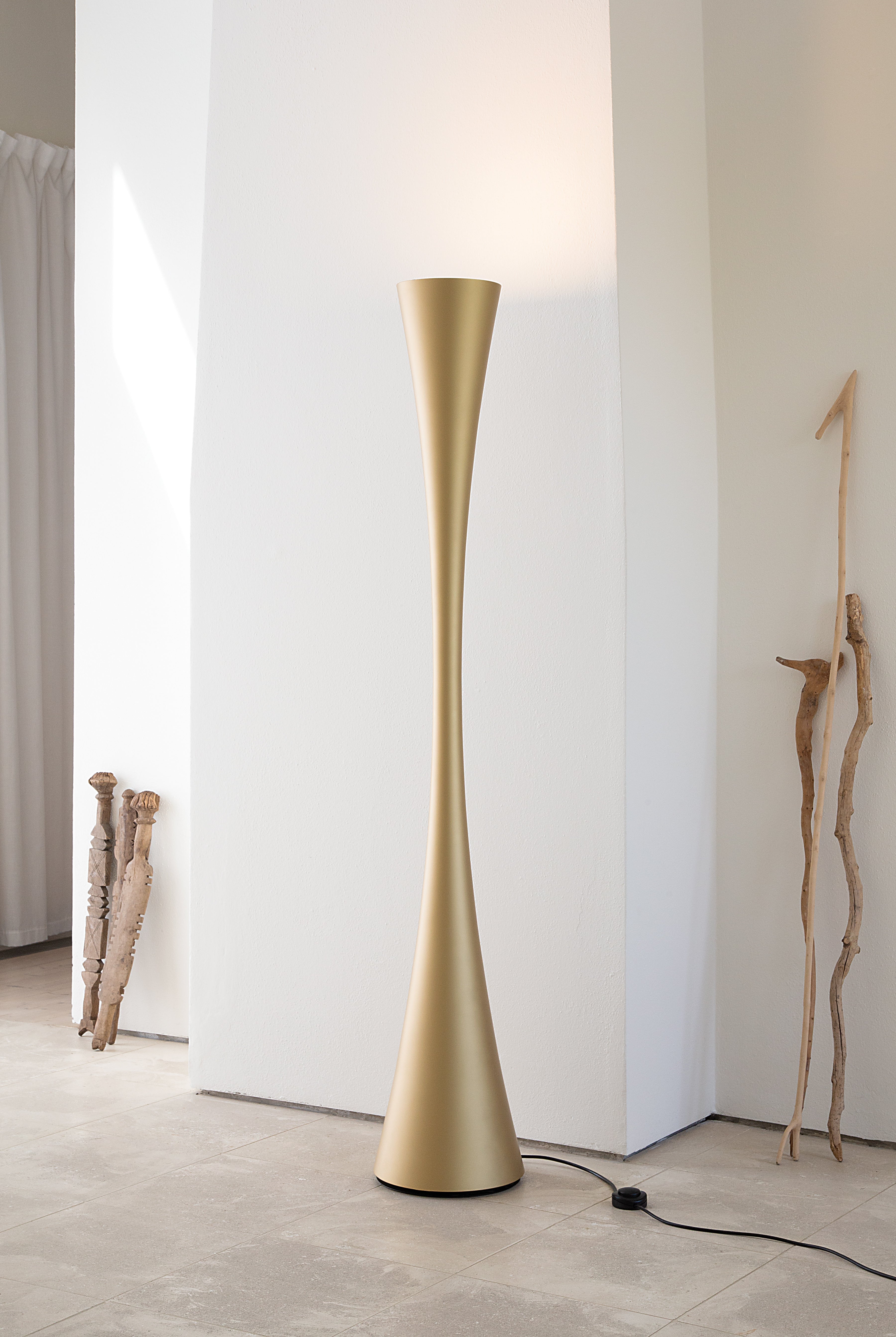 BICONICA Floor Lamp in Pearl Gold
