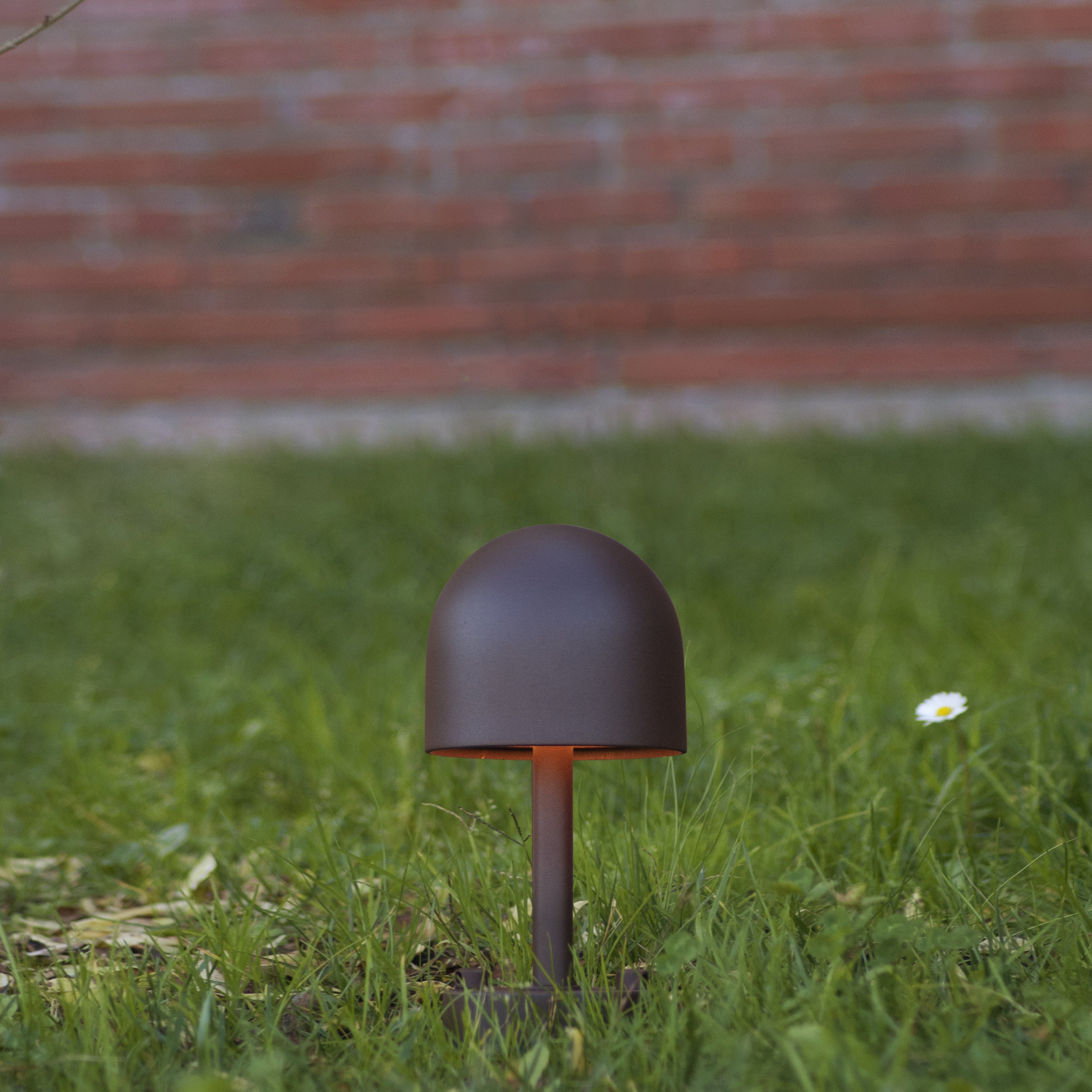 Bodenlampe für den Außenbereich BOLETO braun
