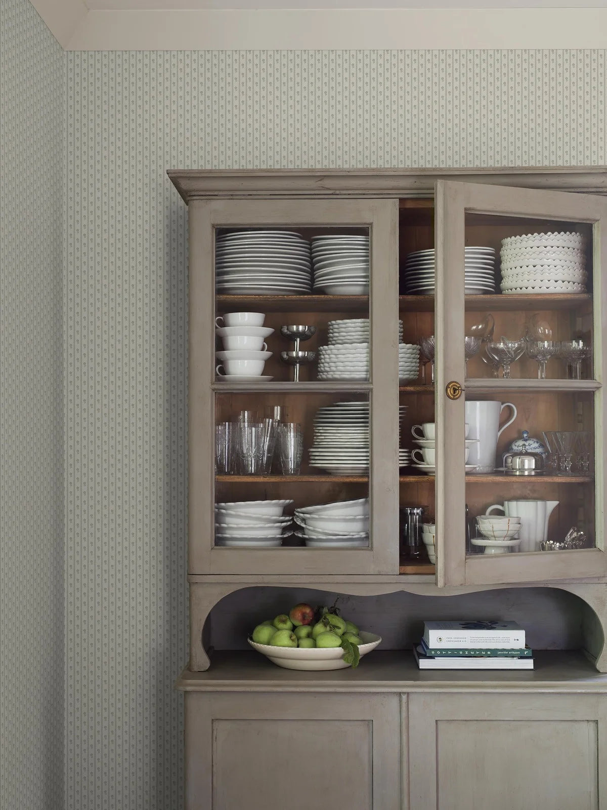 LILLA LYCKAN Beige and Green Striped Wallpaper with Floral Motif