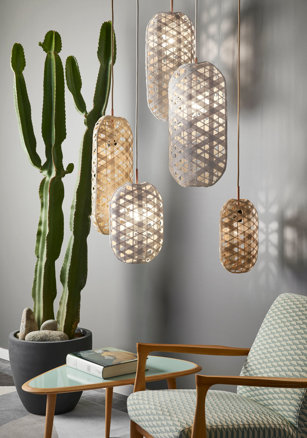 Capsule beige hanging lamp