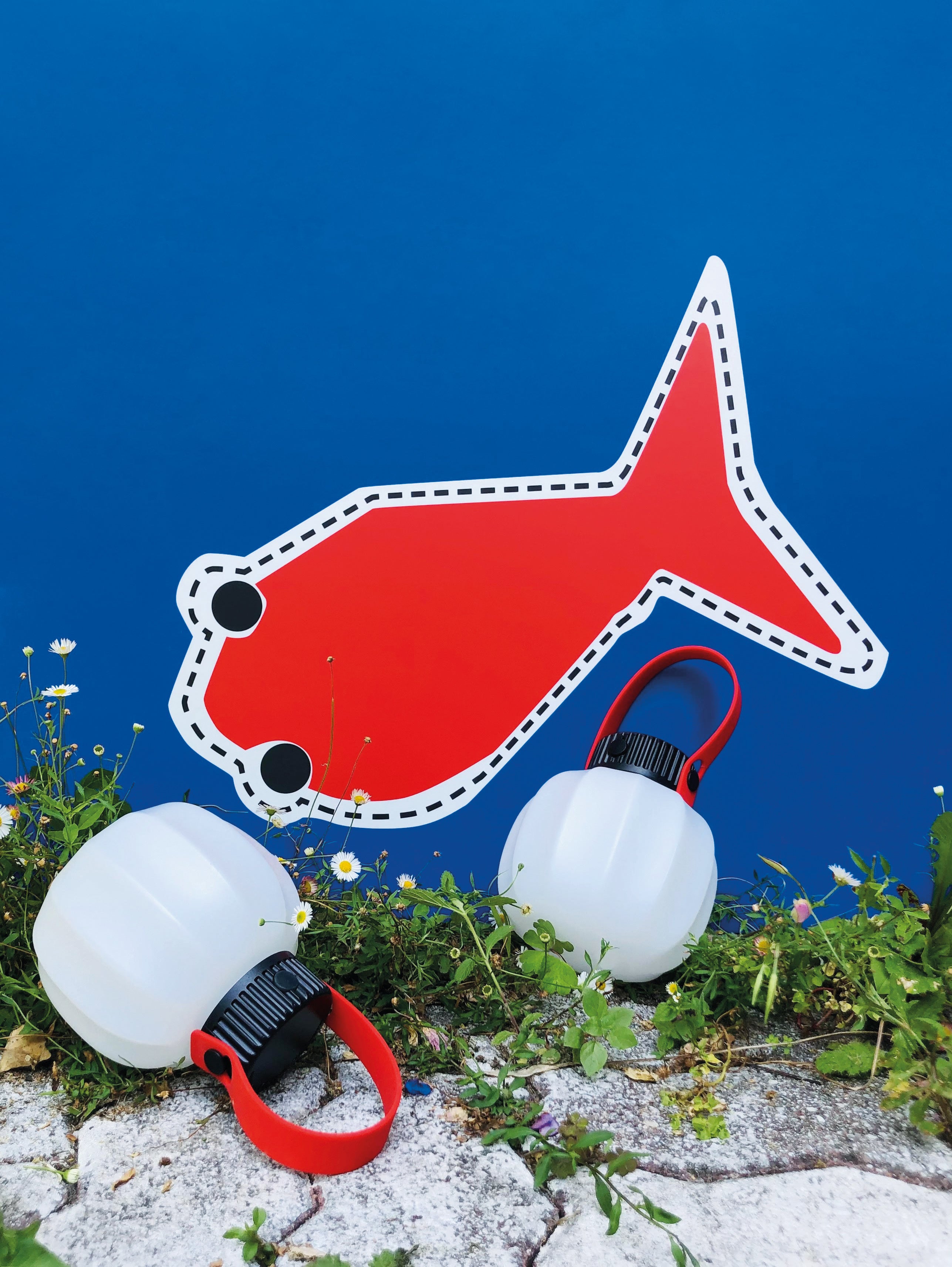 Tragbare Außenlampe KIKI in Weiß mit Silikongriff