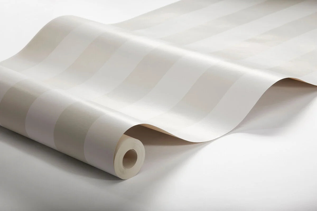 Vlies-Tapete mit Streifen FALSTERBO STRIPE weiß mit beige