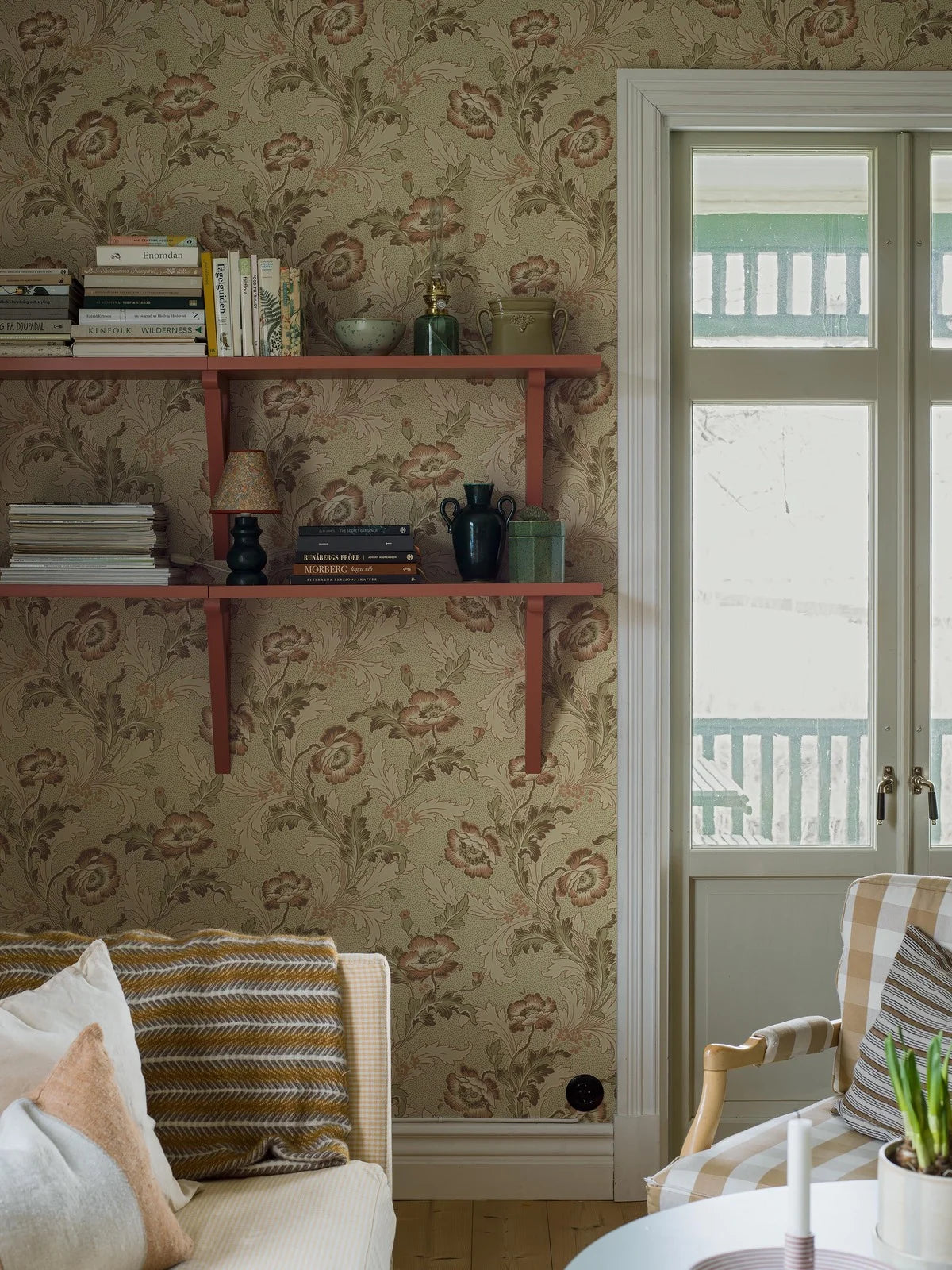 Vlies-Tapete mit pflanzlichem Muster GÖTEBORG beige mit grünem Akzent