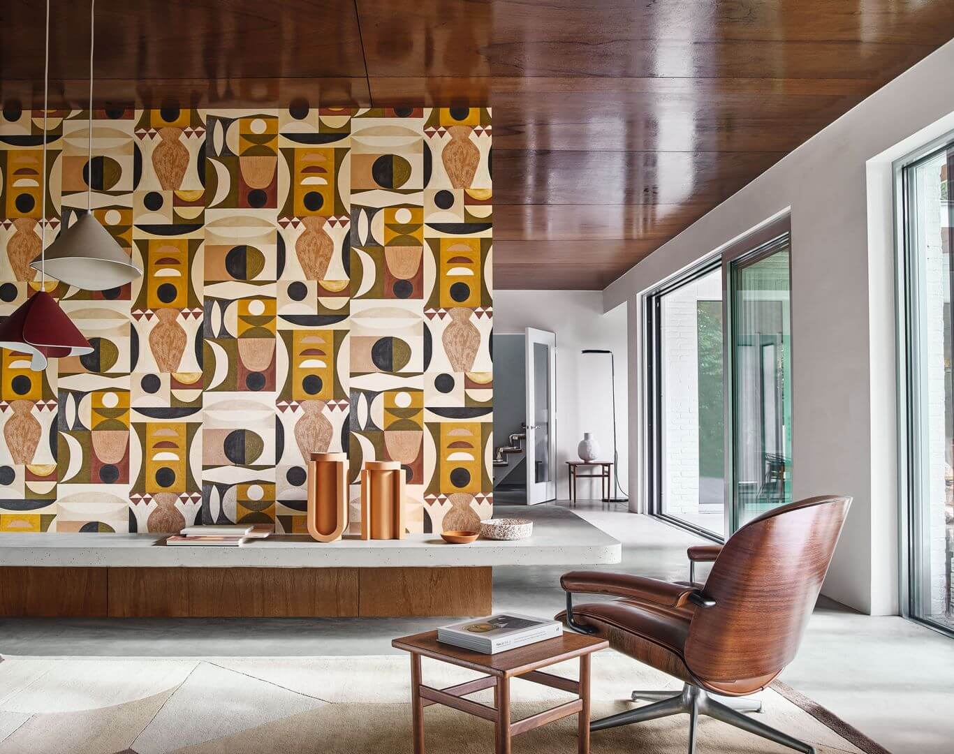 Abstract wallpaper with a geometric motif AUGUSTE - TERRE DE SIENNE orange with pink