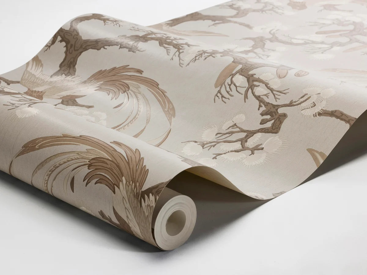FENIX wallpaper with a plant and animal motif in muted beige [Klaudia]