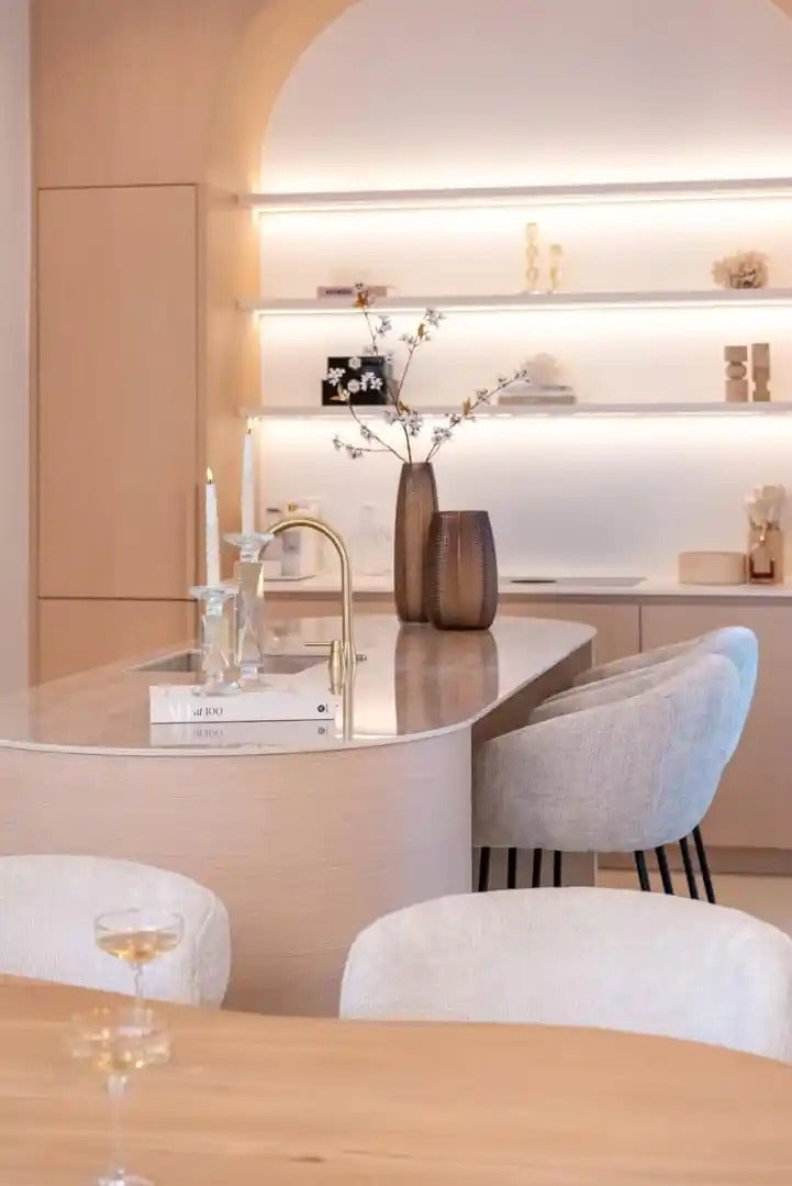 Ovaler Tisch FICTUS beige