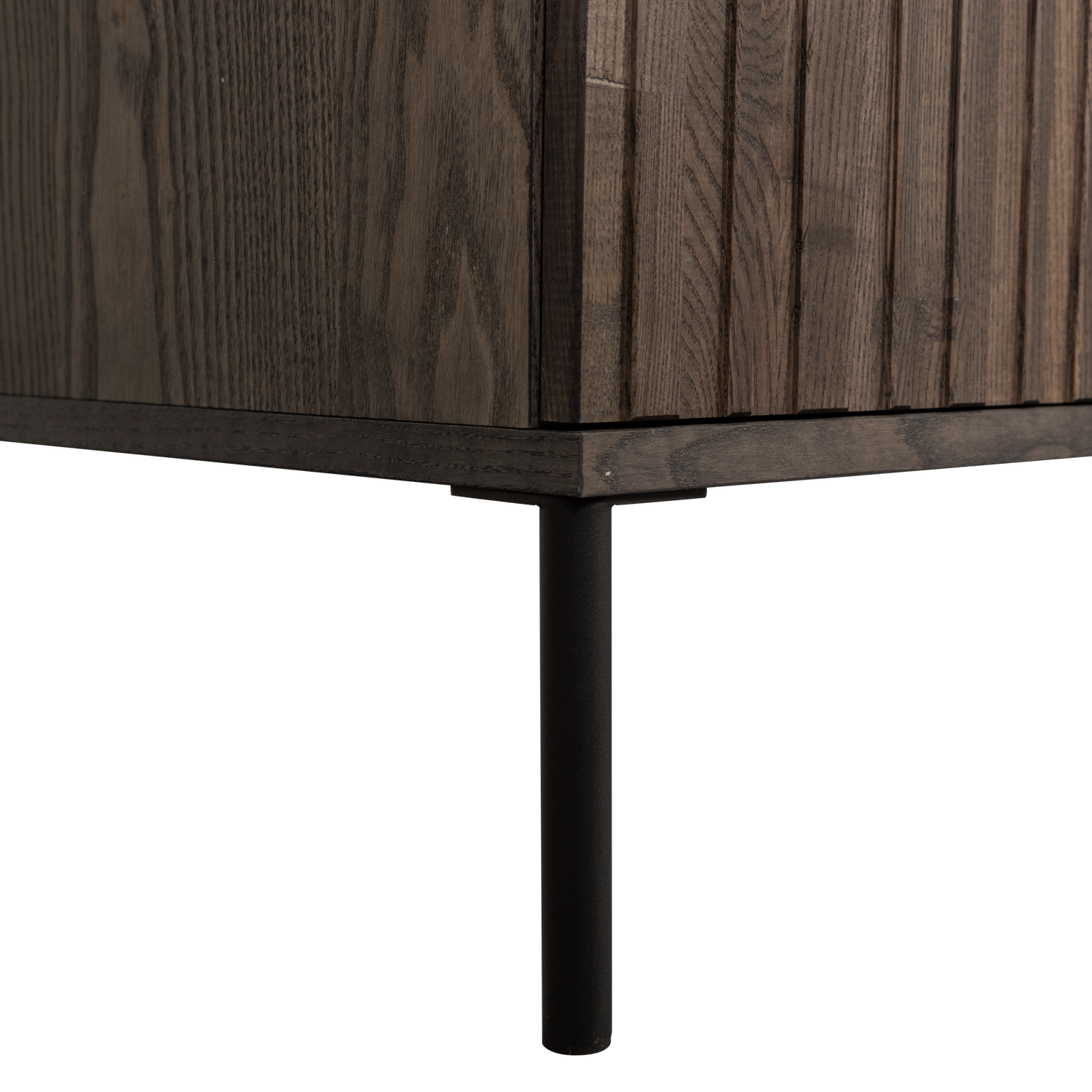 RTV-Sideboard NEW GRAVURE dunkelbraun Eschenfurnier