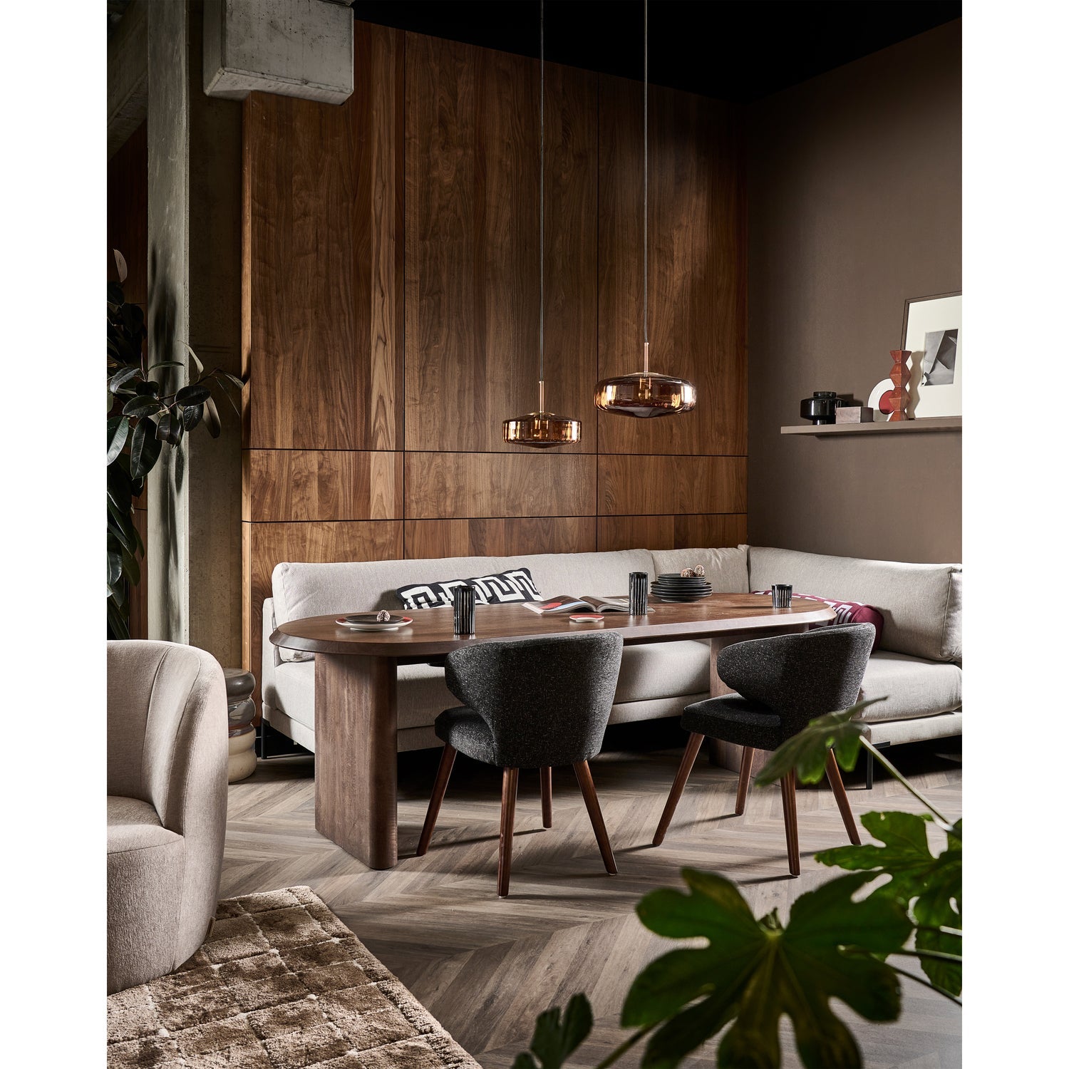 Ellips Oval Table Mango Wood