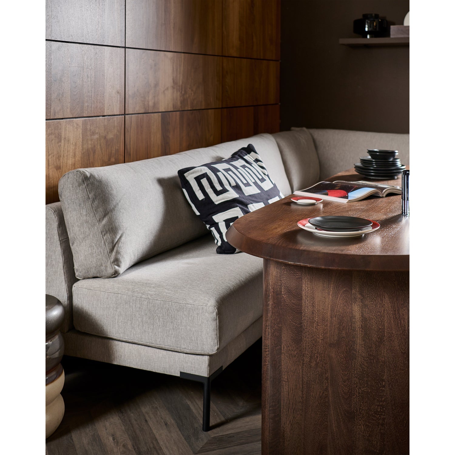 Ellips Oval Table Mango Wood