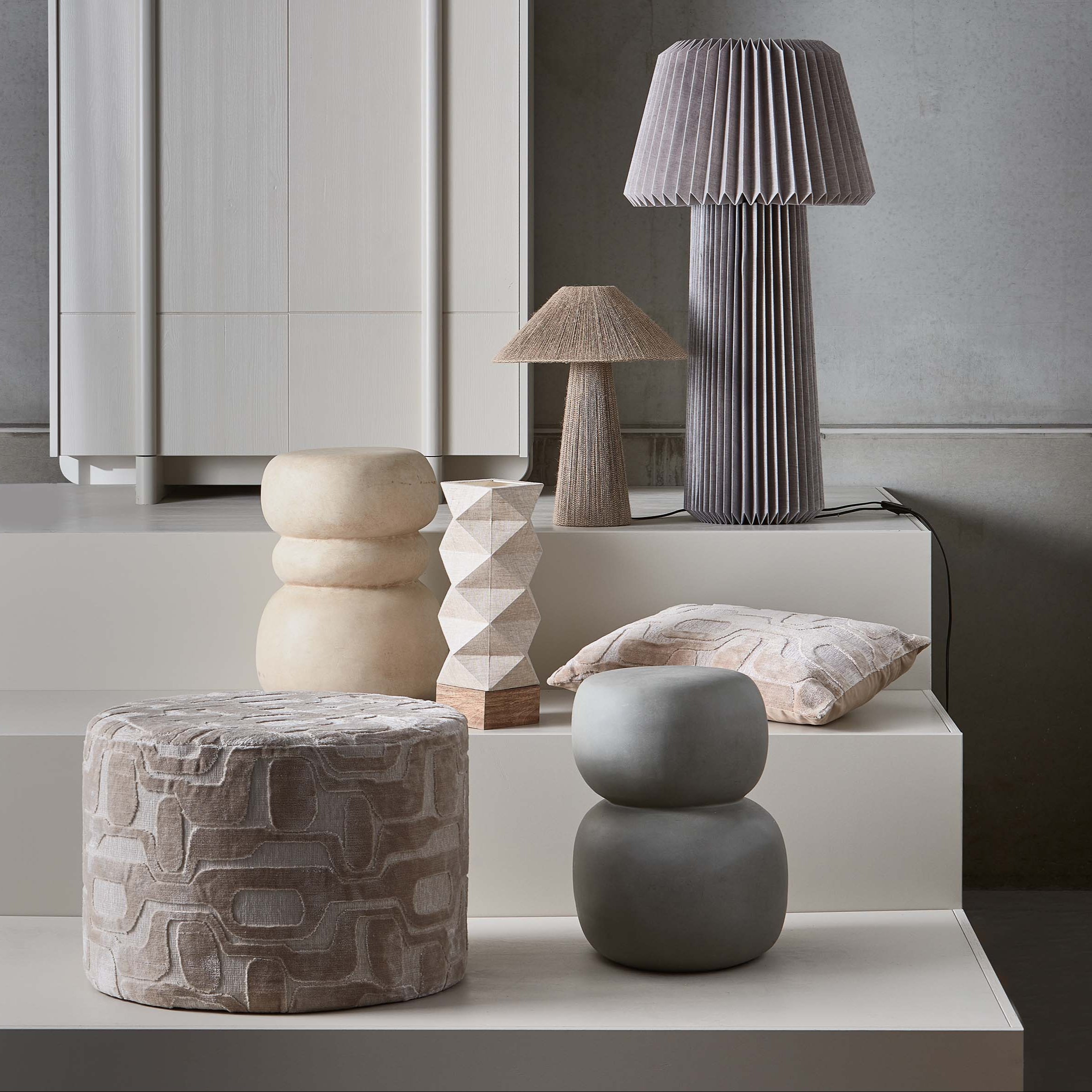 Fago beige pouf [Amelia]