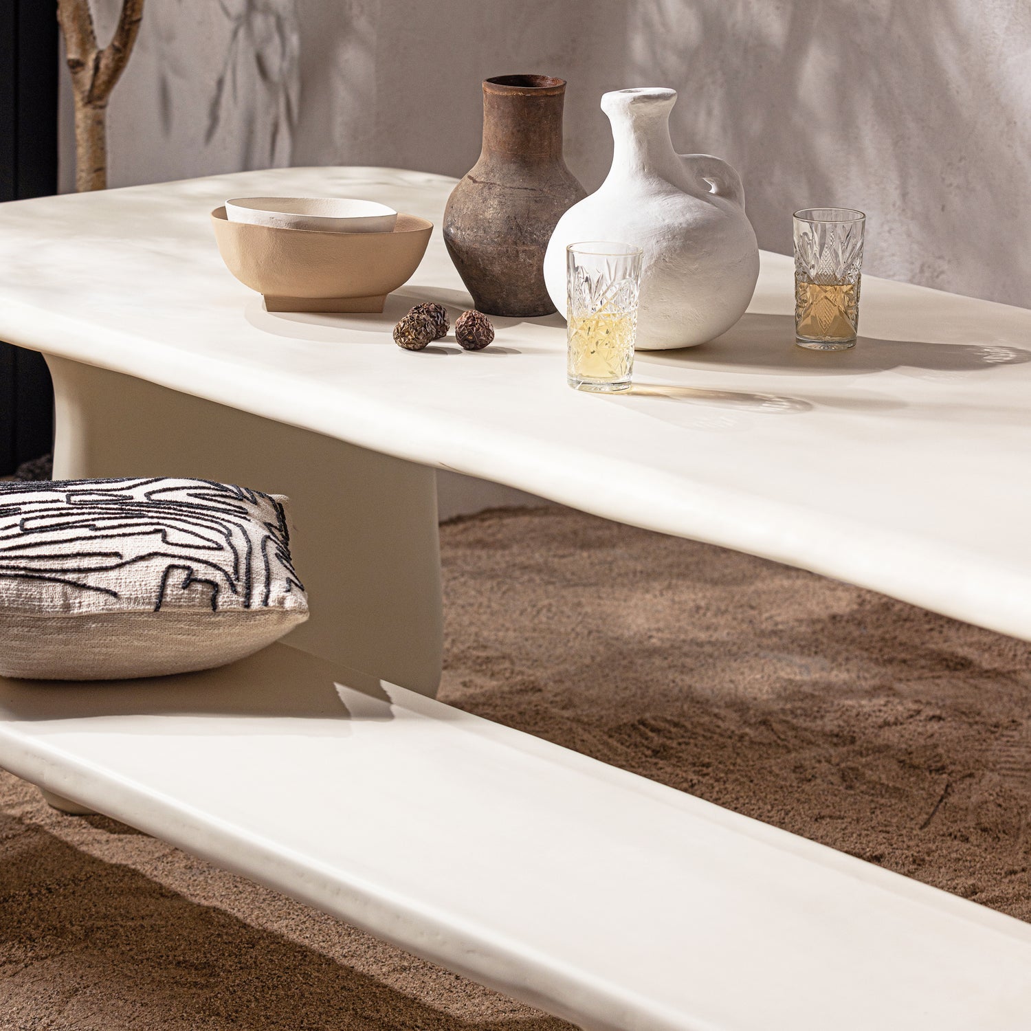 Creme Loggia -Tisch