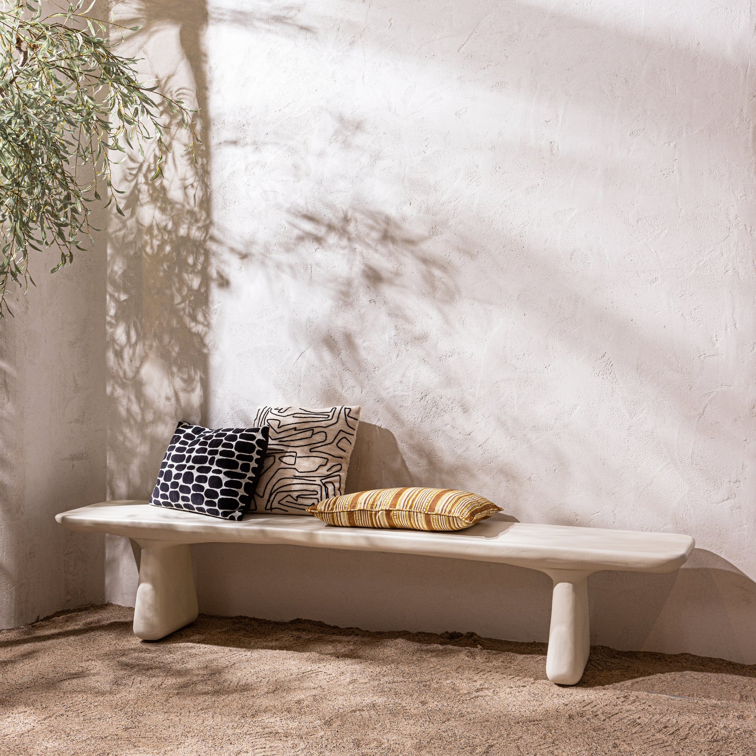 Creme Loggia Bank