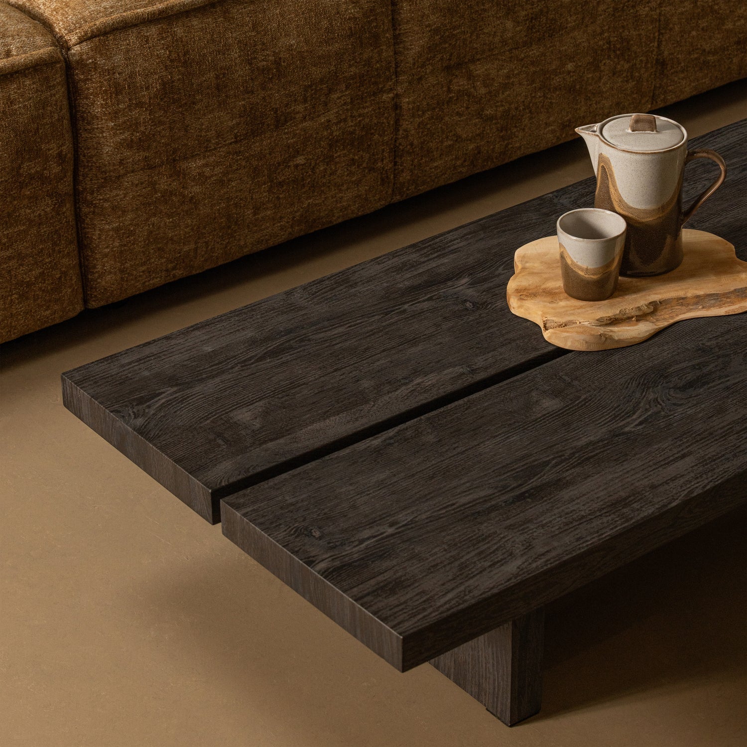 Lion Coffee Table MDF Dark Brown 140x60cm