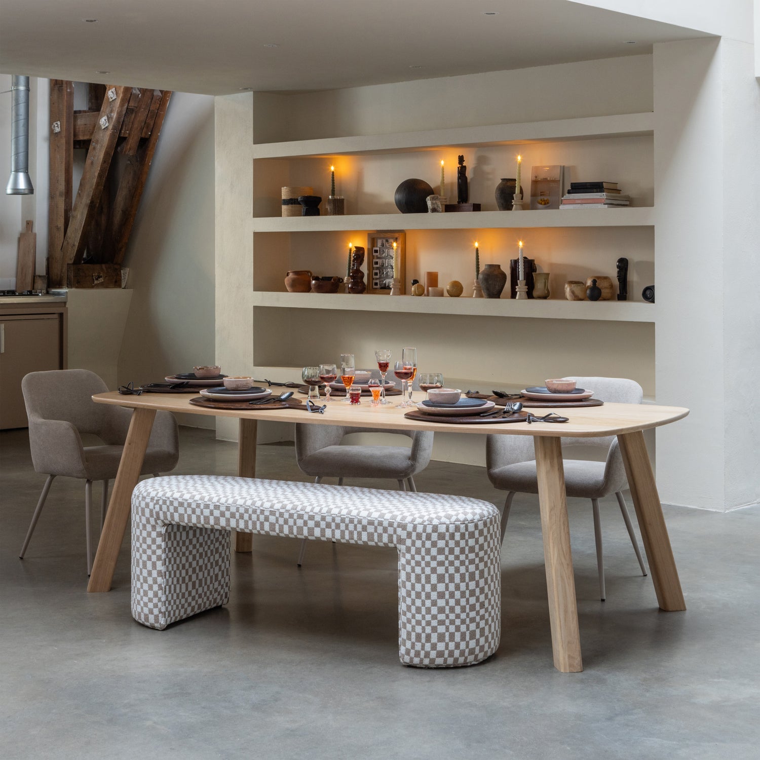 TABLO oval table, glued oak