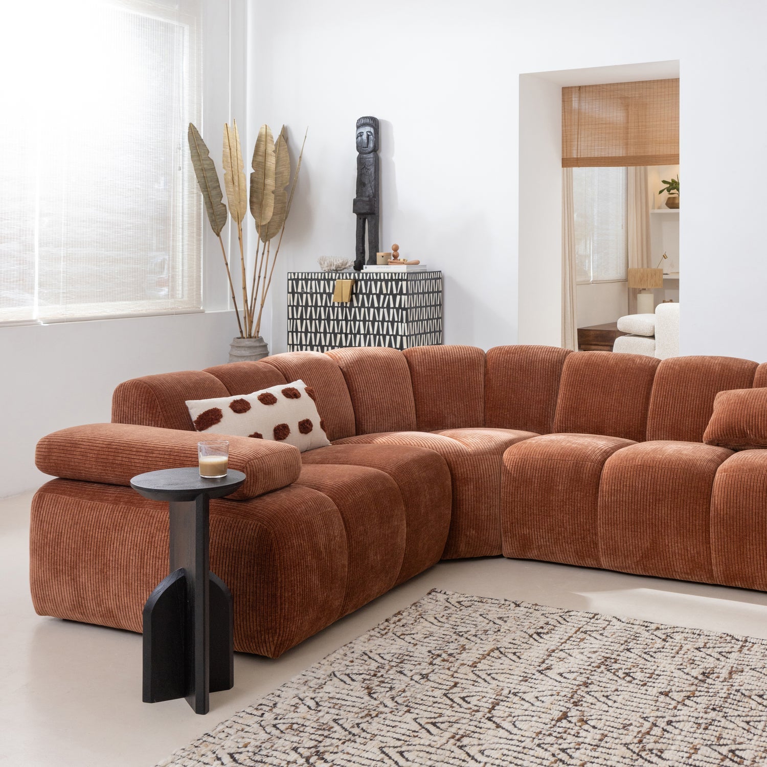 Modularer, linksseitiger 6-Sitzer MOJO in braunem Cord
