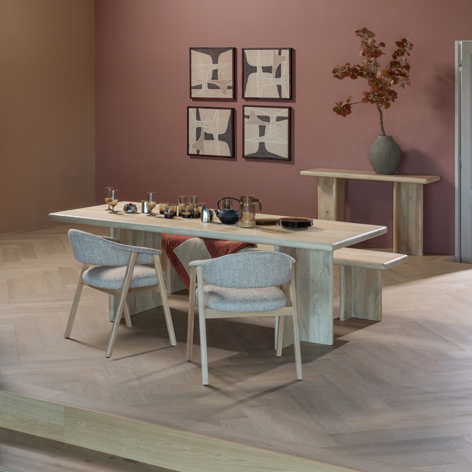 Armlehnstuhl TUNAR beige mit Holzgestell