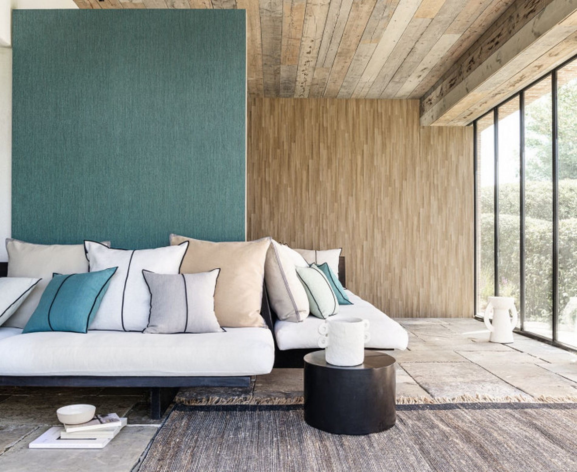 Strukturierte Tapete mit Streifen, die die Banane pflanze MAURELII imitiert - GALET dunkelgrau