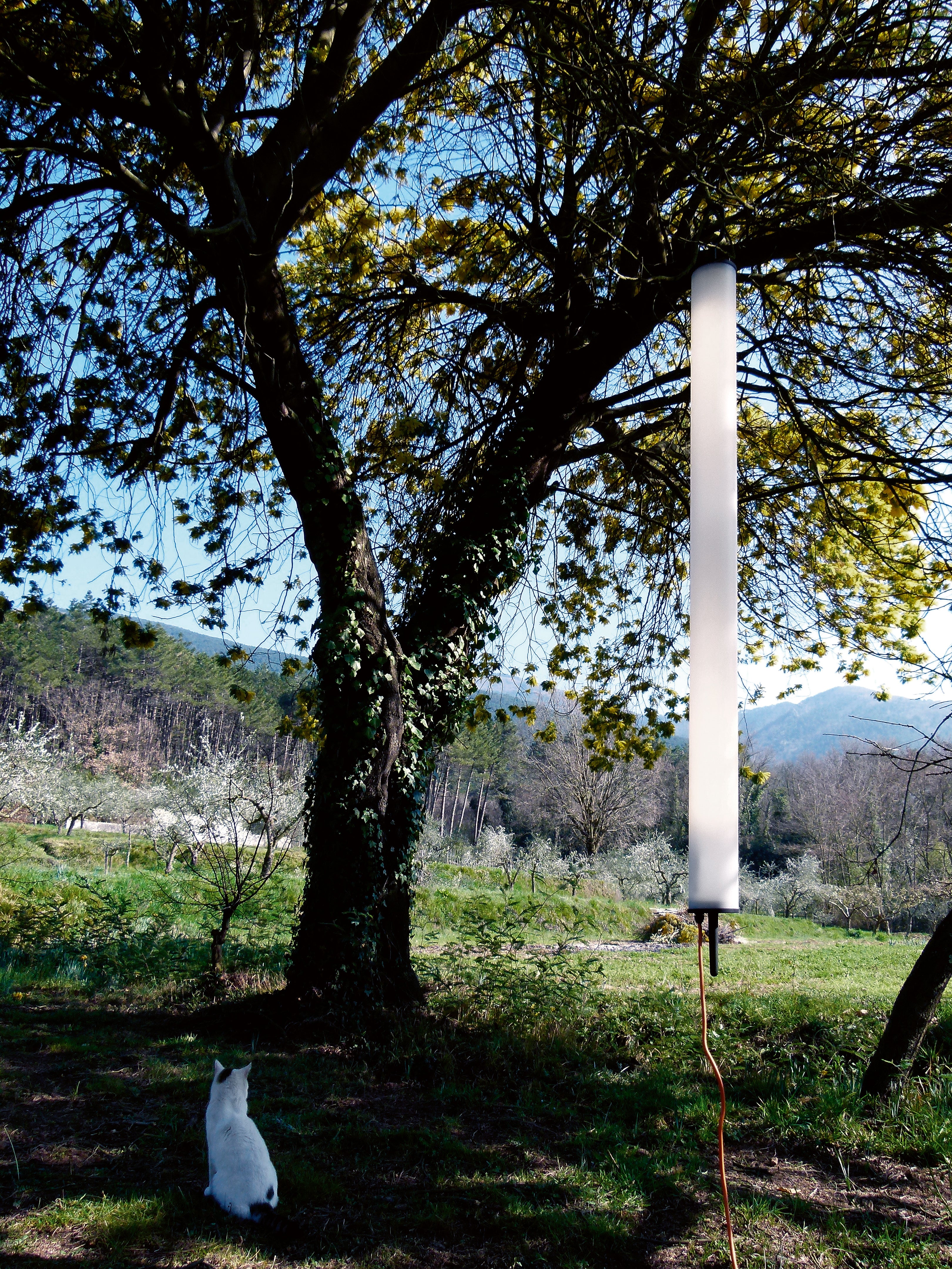 Lampa wisząca zewnętrzna PISTILLO biały