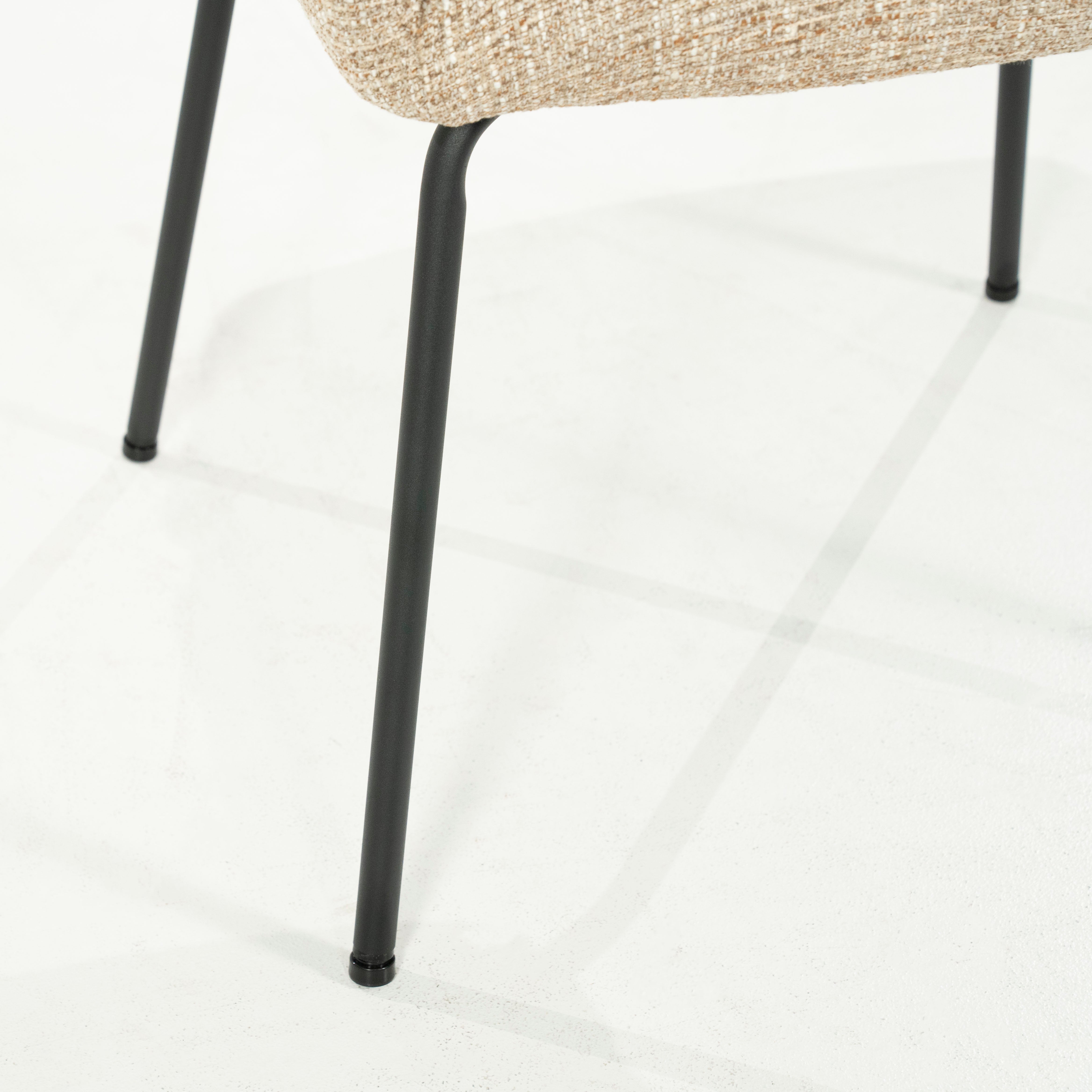 Stuhl INDY taupe mit schwarzem Gestell