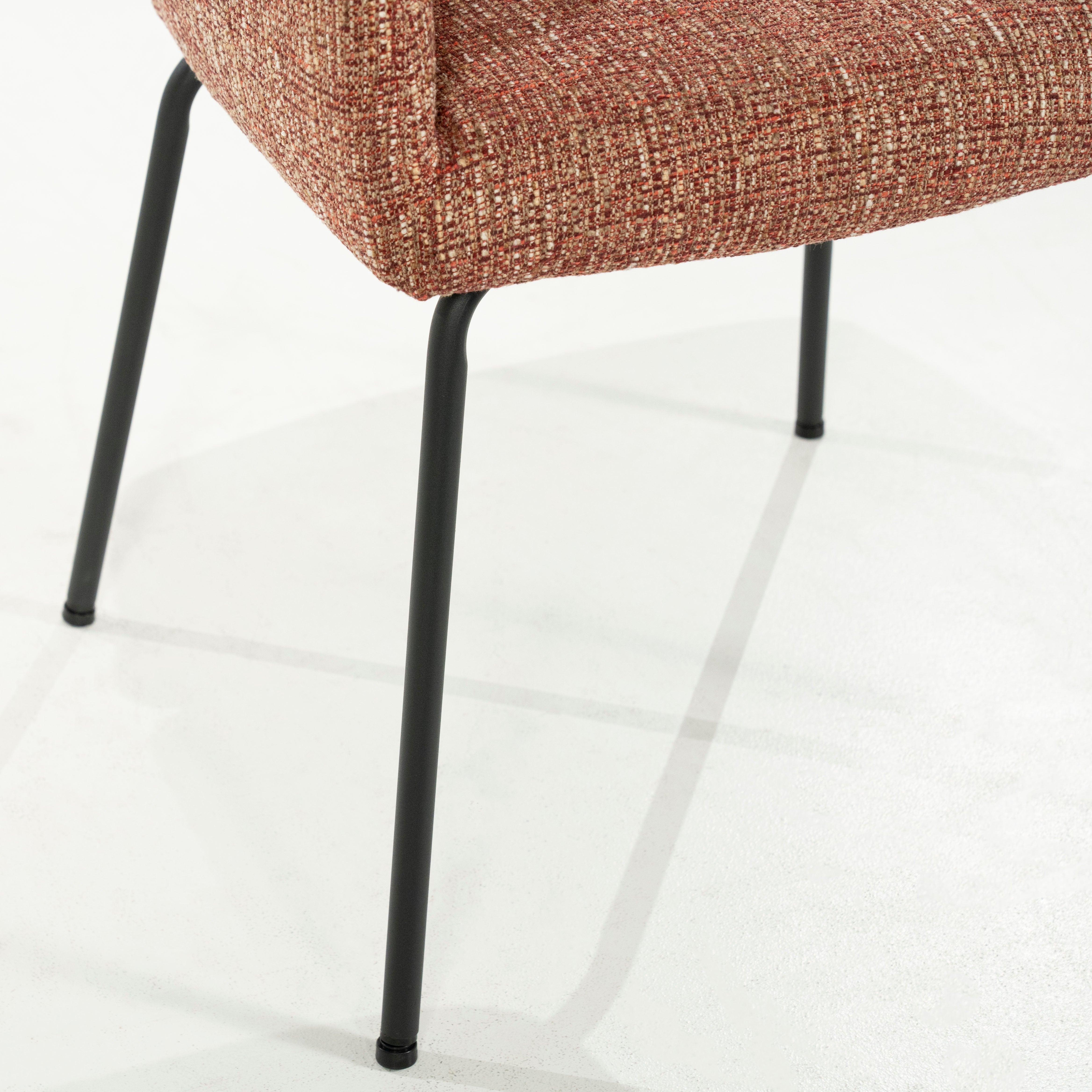 Stuhl INDY Terrakotta mit schwarzem Gestell