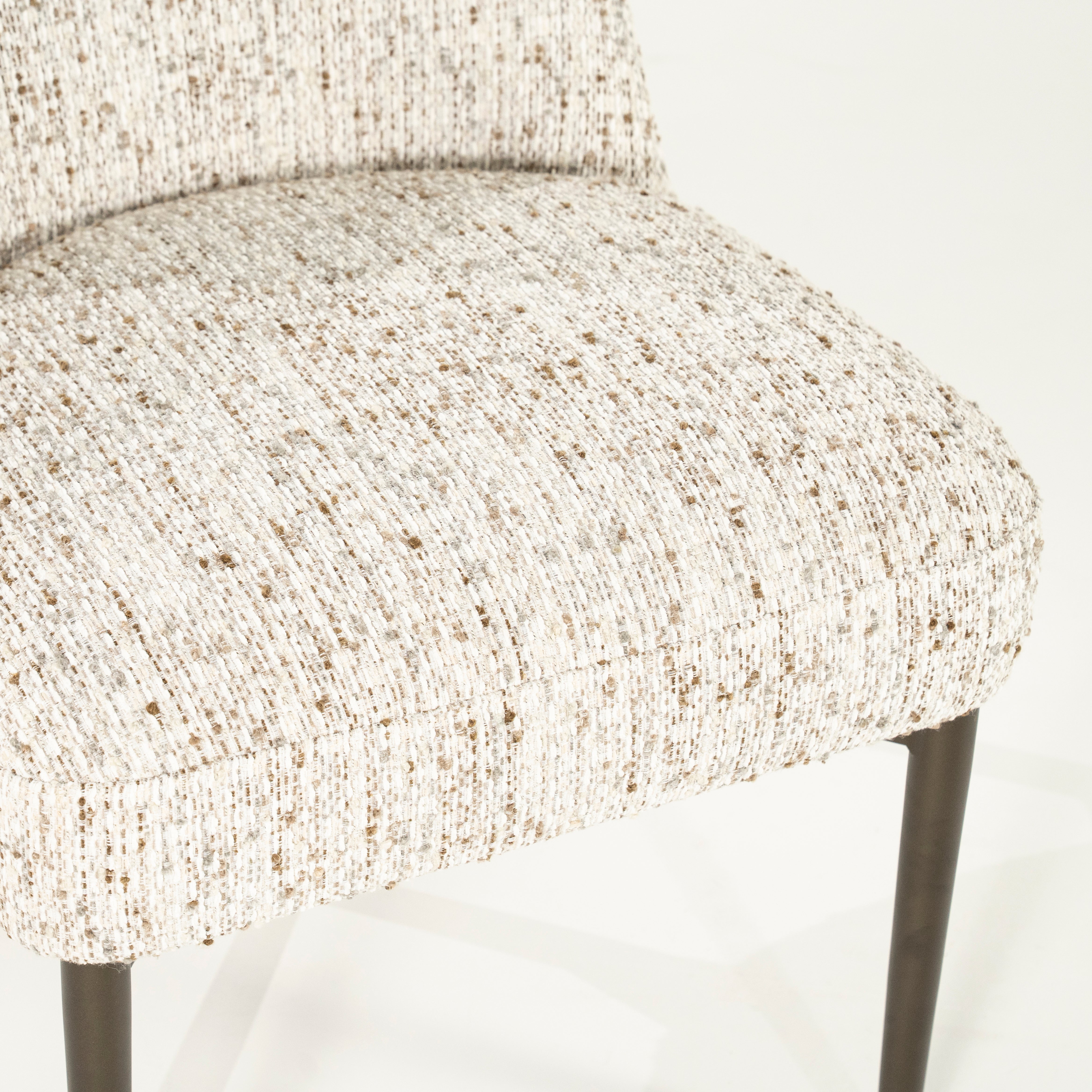 Stuhl TOBIAS beige mit dunkelbraunem Gestell