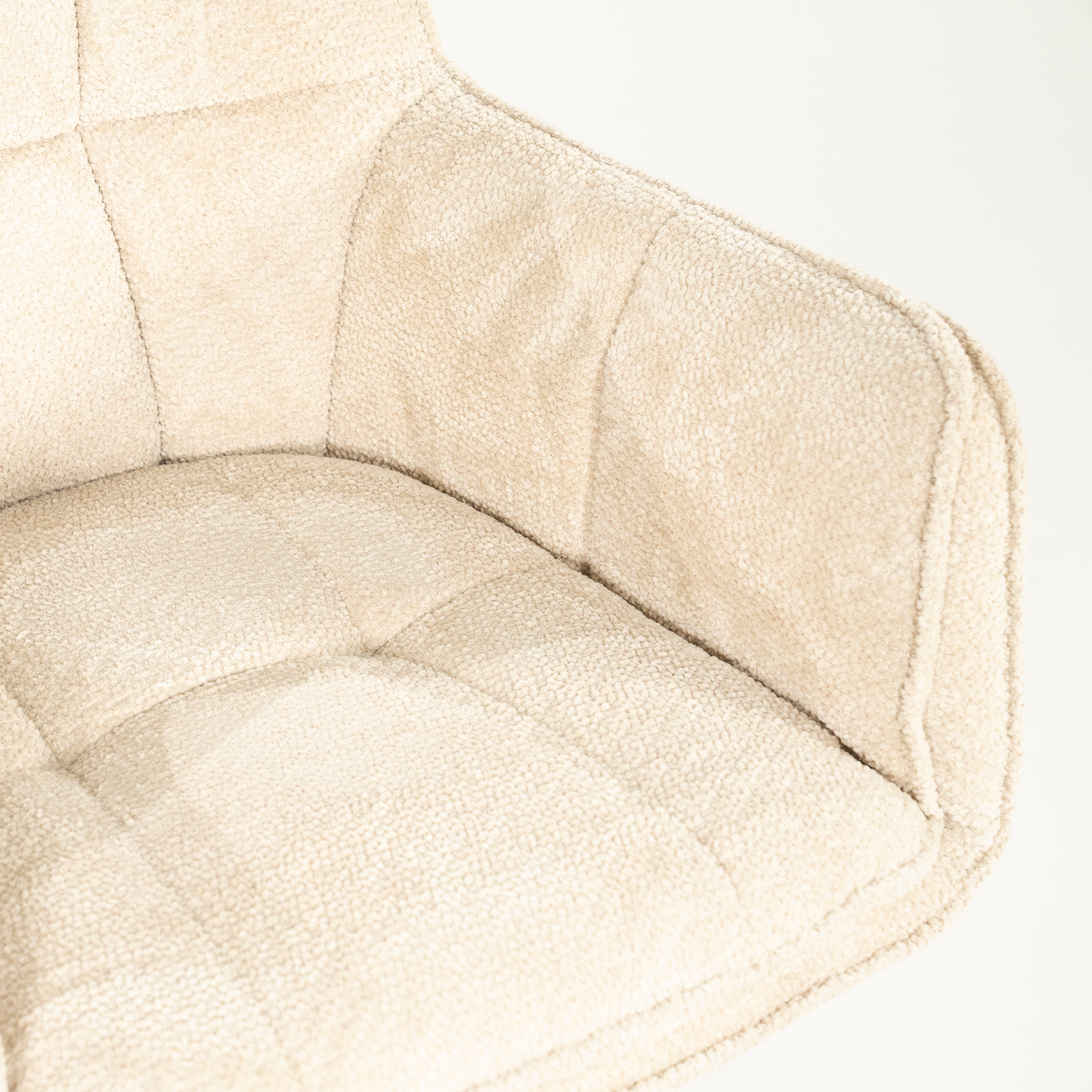 HUGO swivel chair beige with dark brown base