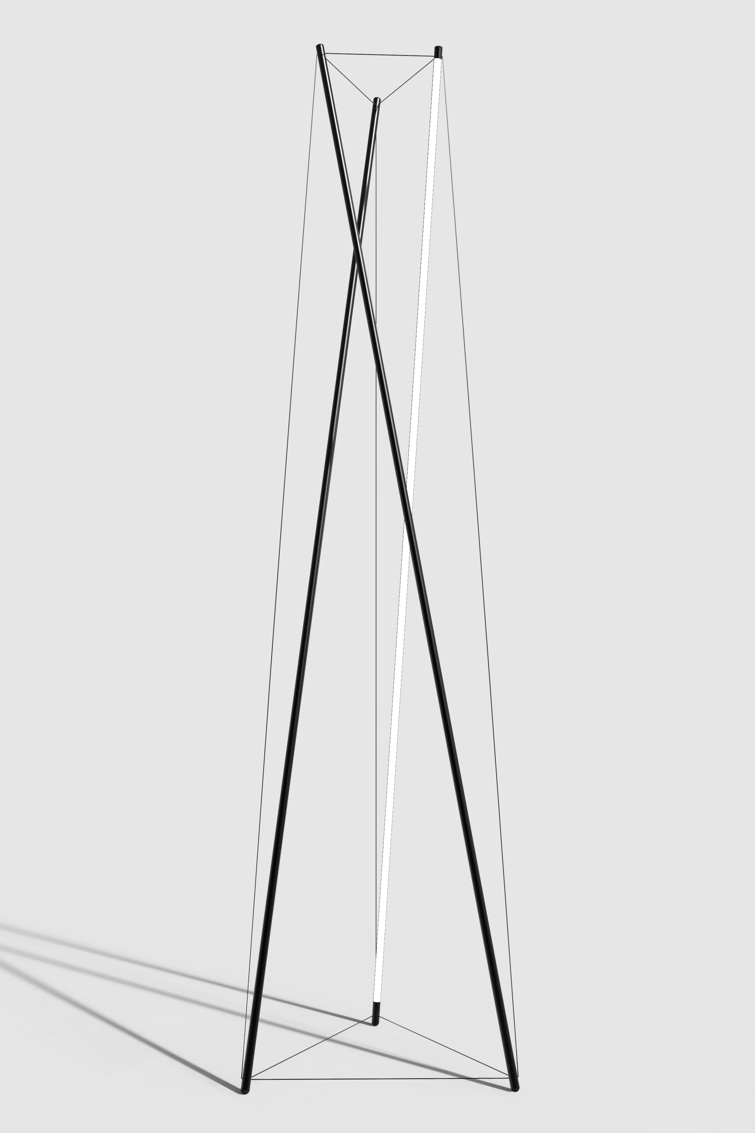 Stehlampe TENSO schwarz