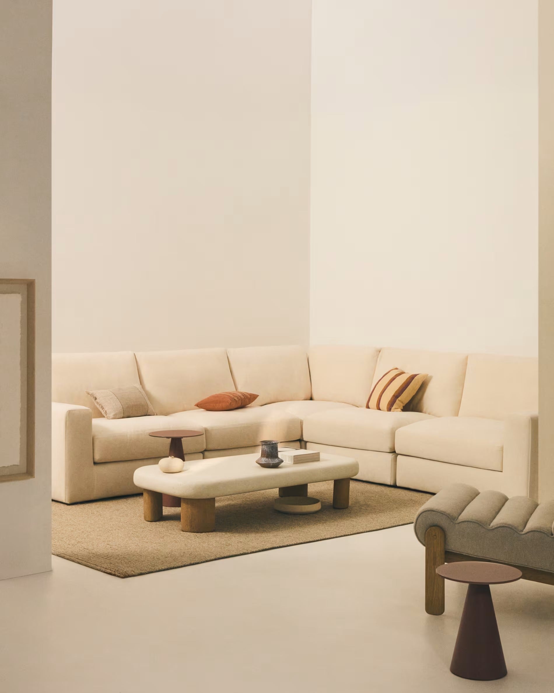 Ecksofa ALEA aus ecrufarbenem Chenille 