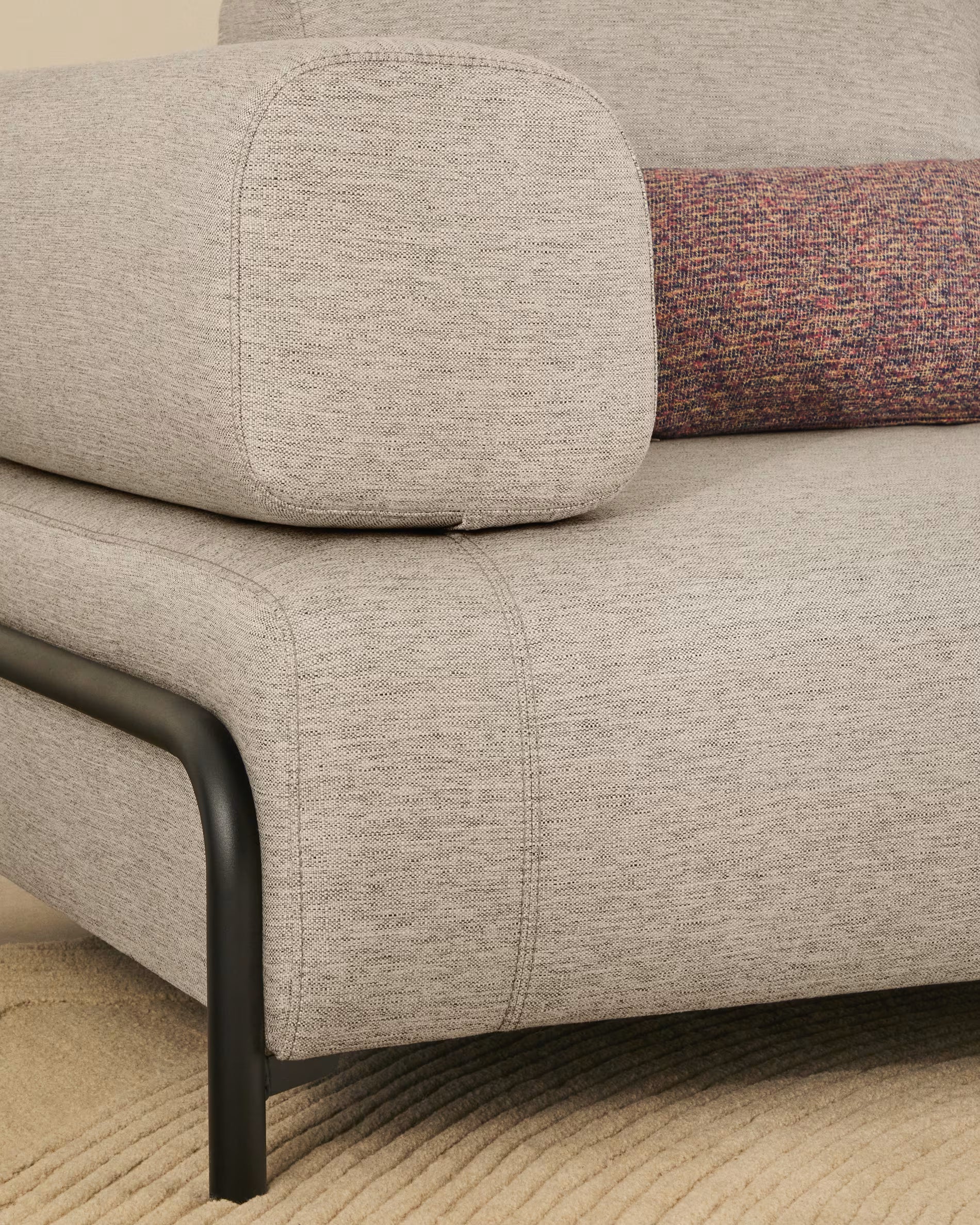 2-seater sofa with armrests COMPO gray-beige with black base