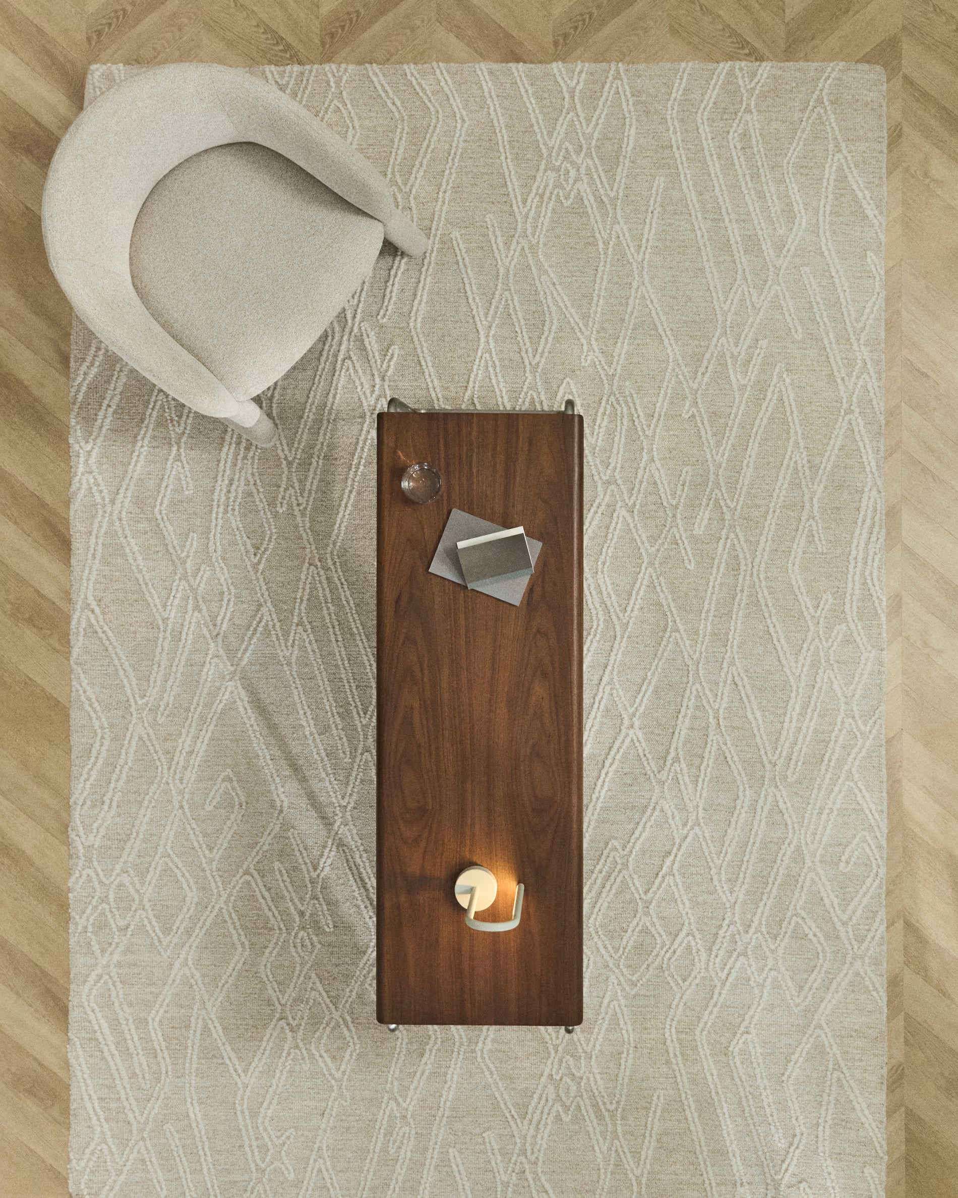 Teppich SELIRA beige mit Stickeffekt